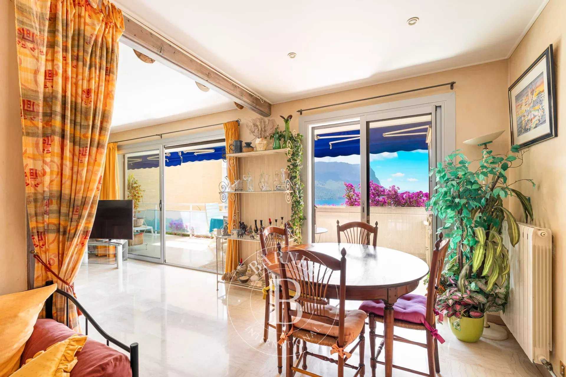 Cassis  - Apartment 3 Bedrooms