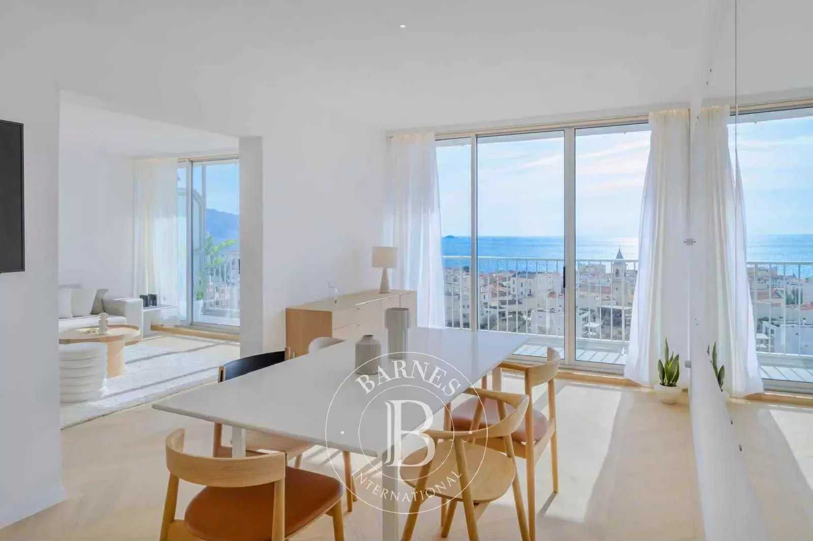 Marseille  - Appartement 4 Pièces 3 Chambres