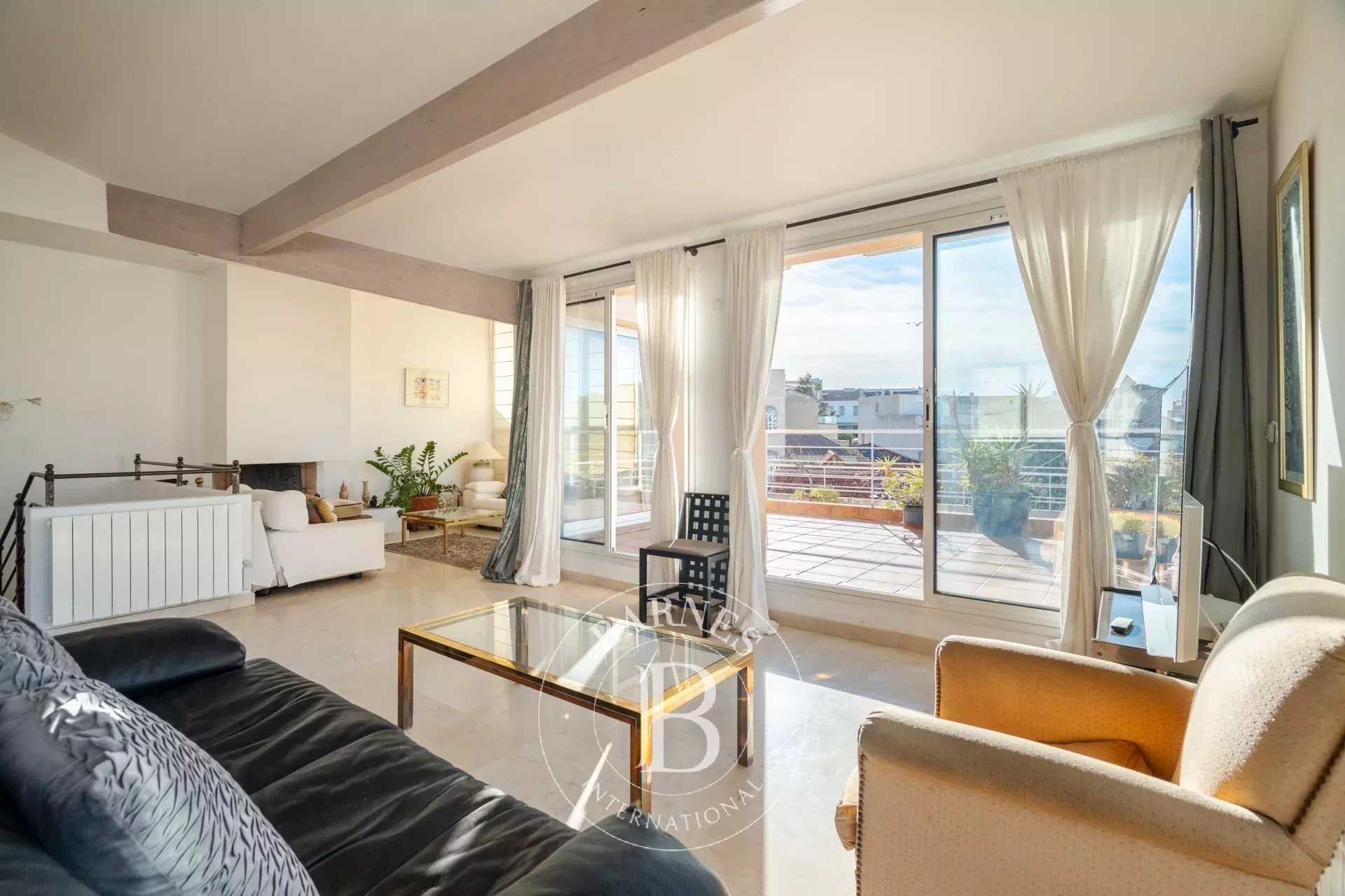 Marseille  - Apartment 3 Bedrooms