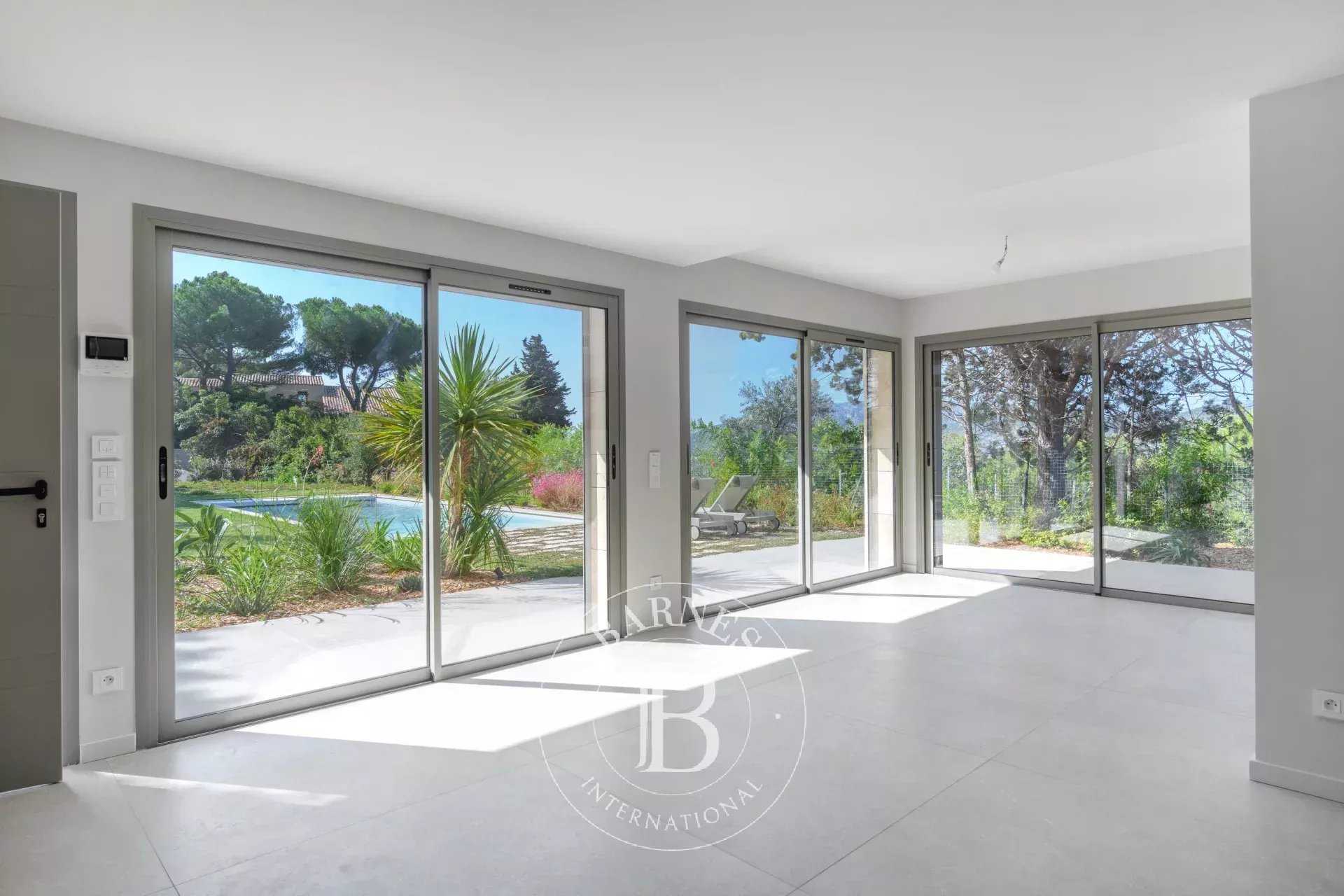 Cassis  - Villa 6 Pièces 5 Chambres