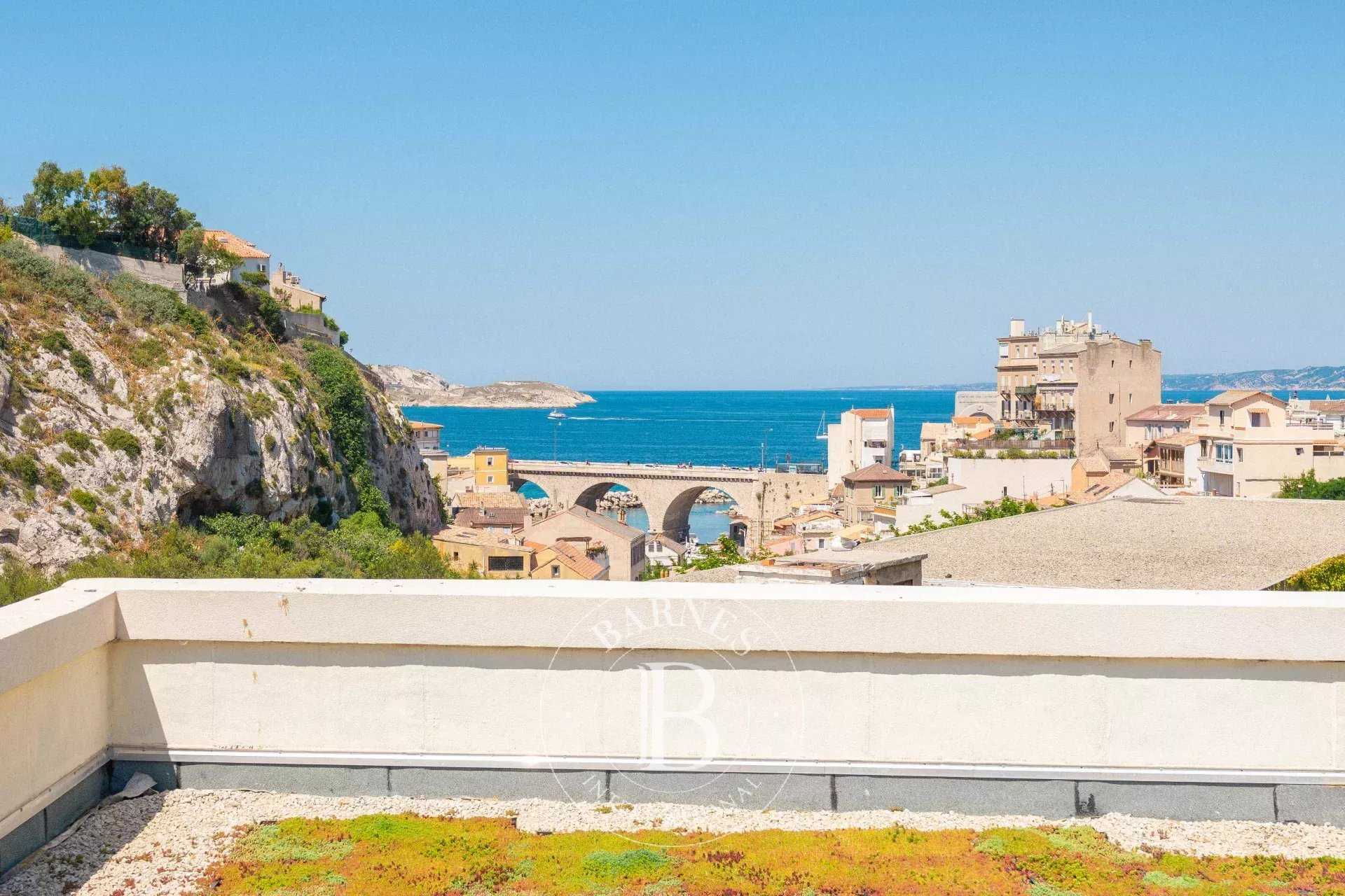 Marseille  - Villa 3 Bedrooms
