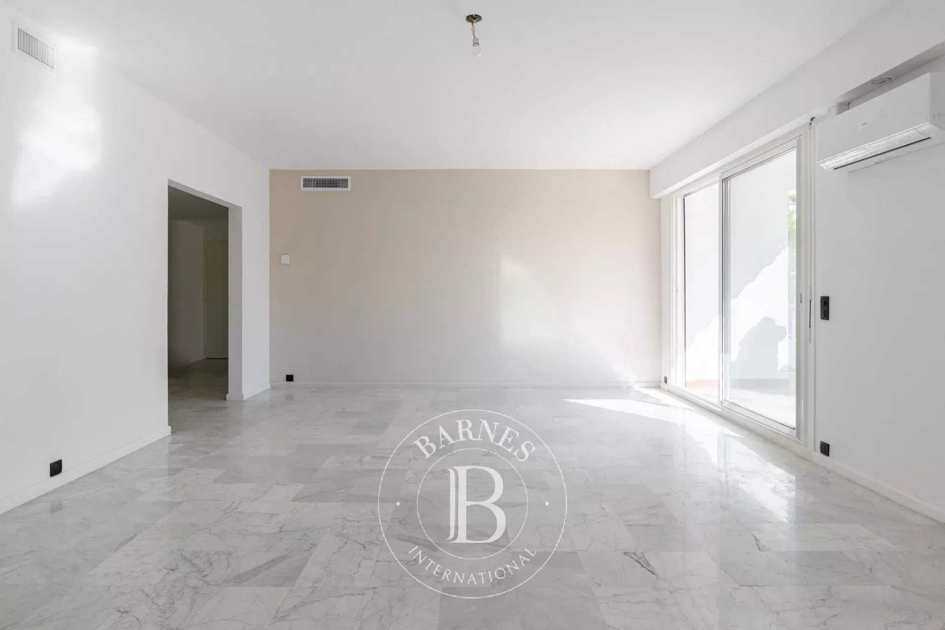 Marseille  - Appartement 6 Pièces 3 Chambres