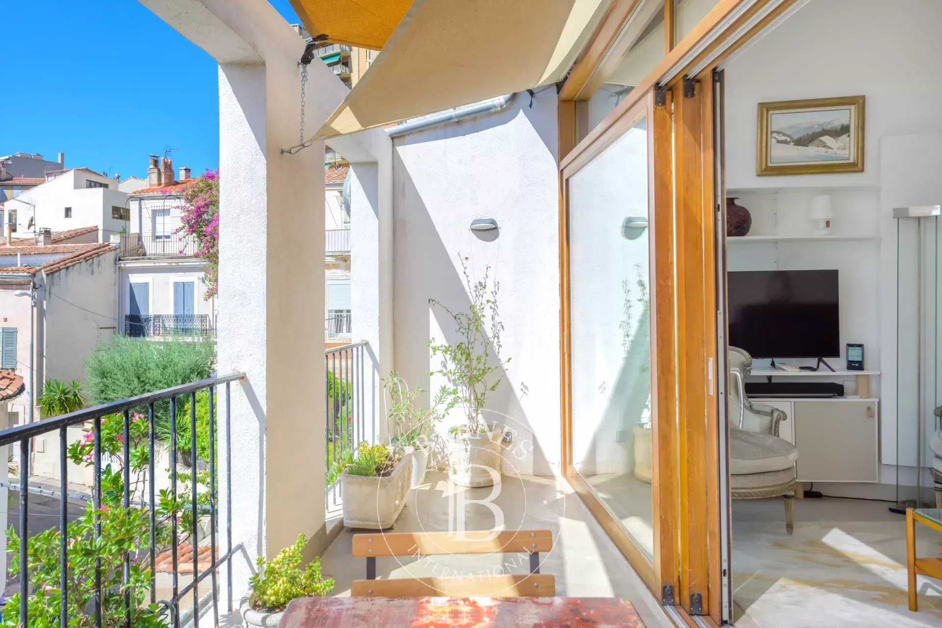 Marseille  - Maison de ville 4 Pièces 3 Chambres