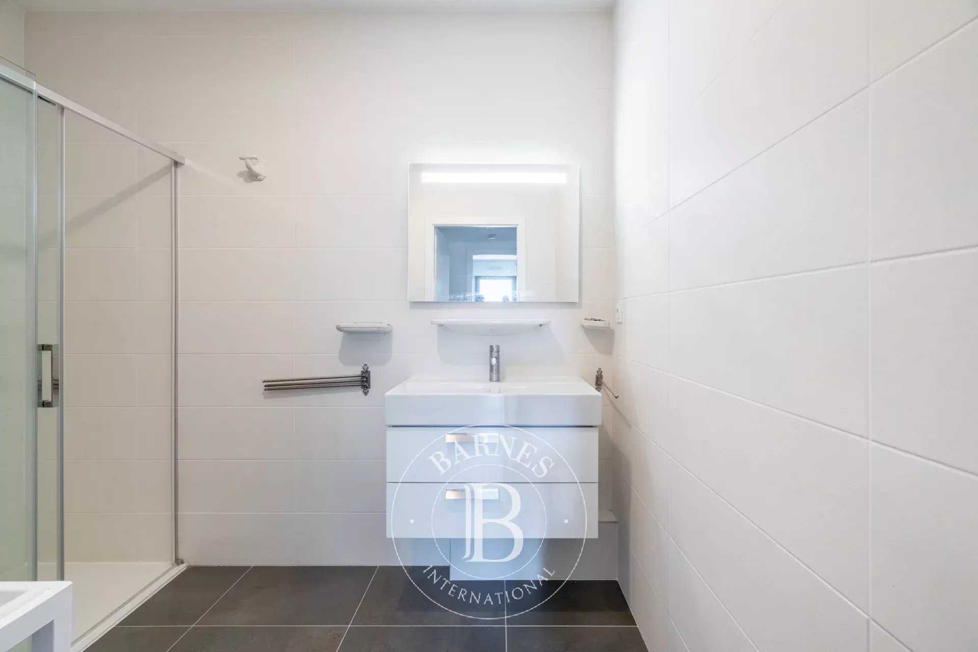 Marseille  - Appartement 2 Pièces, 1 Chambre