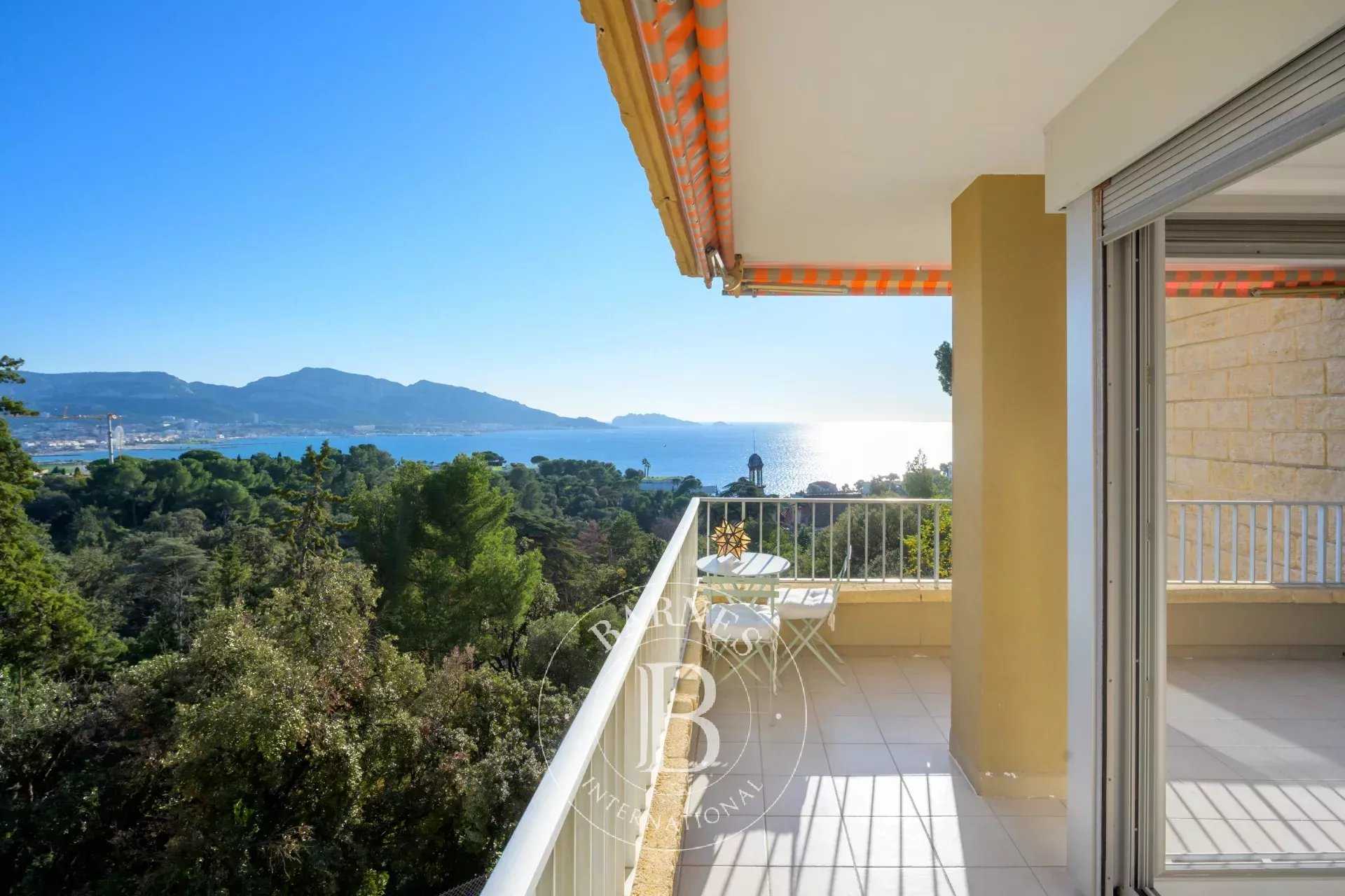 Marseille  - Apartment 3 Bedrooms
