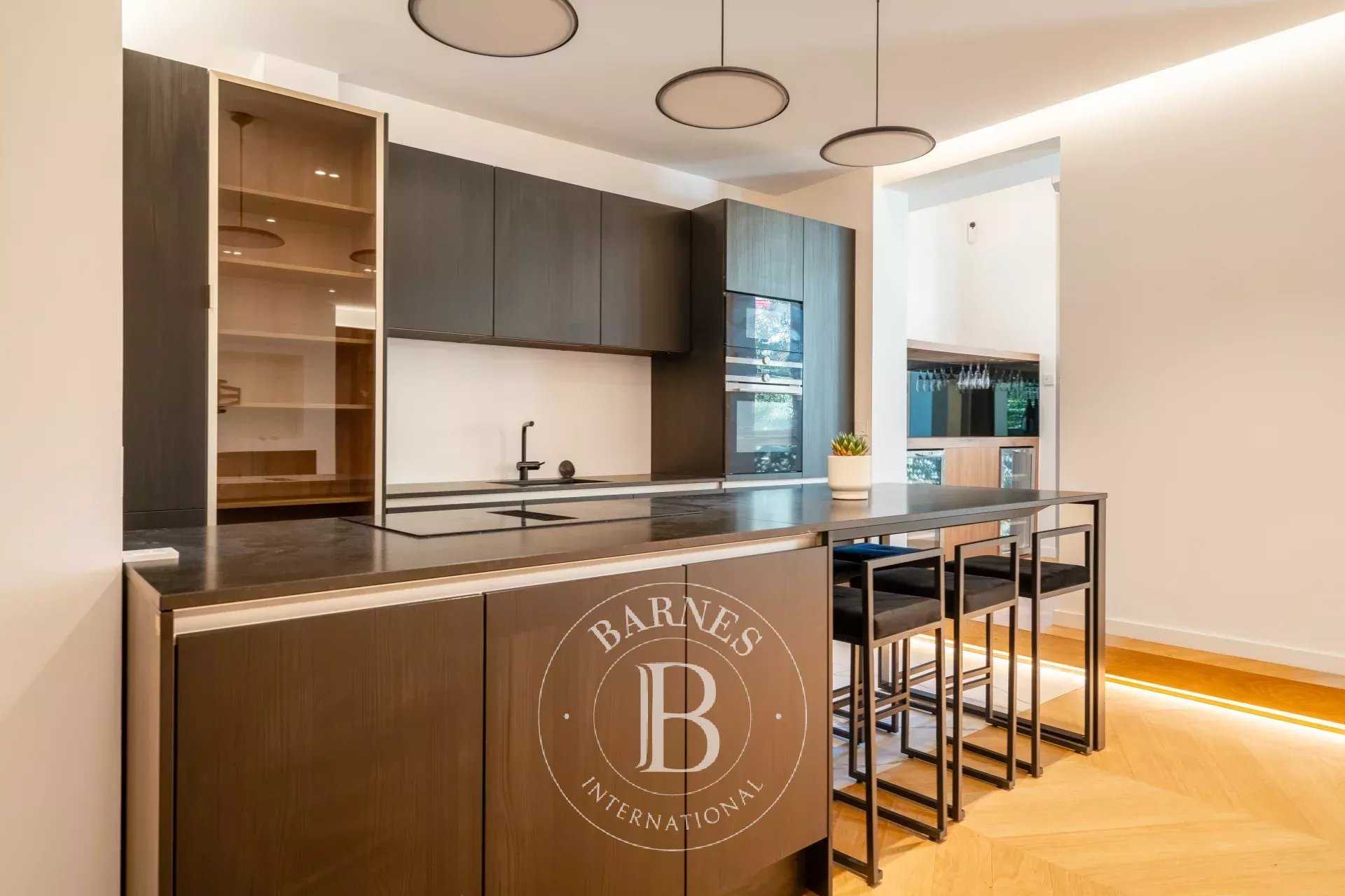 Marseille  - Piso 3 Cuartos 2 Habitaciones