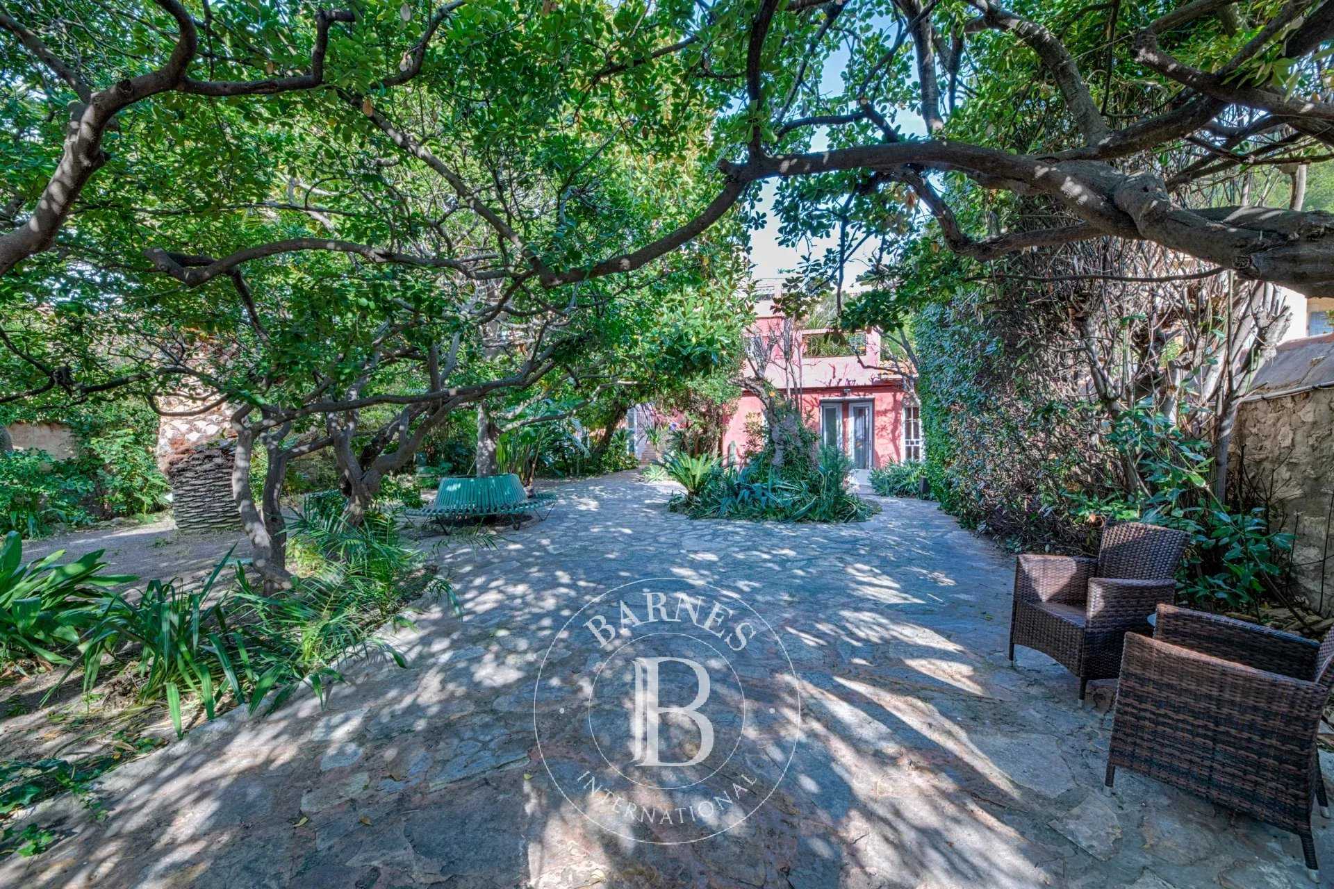 Marseille  - House 5 Bedrooms