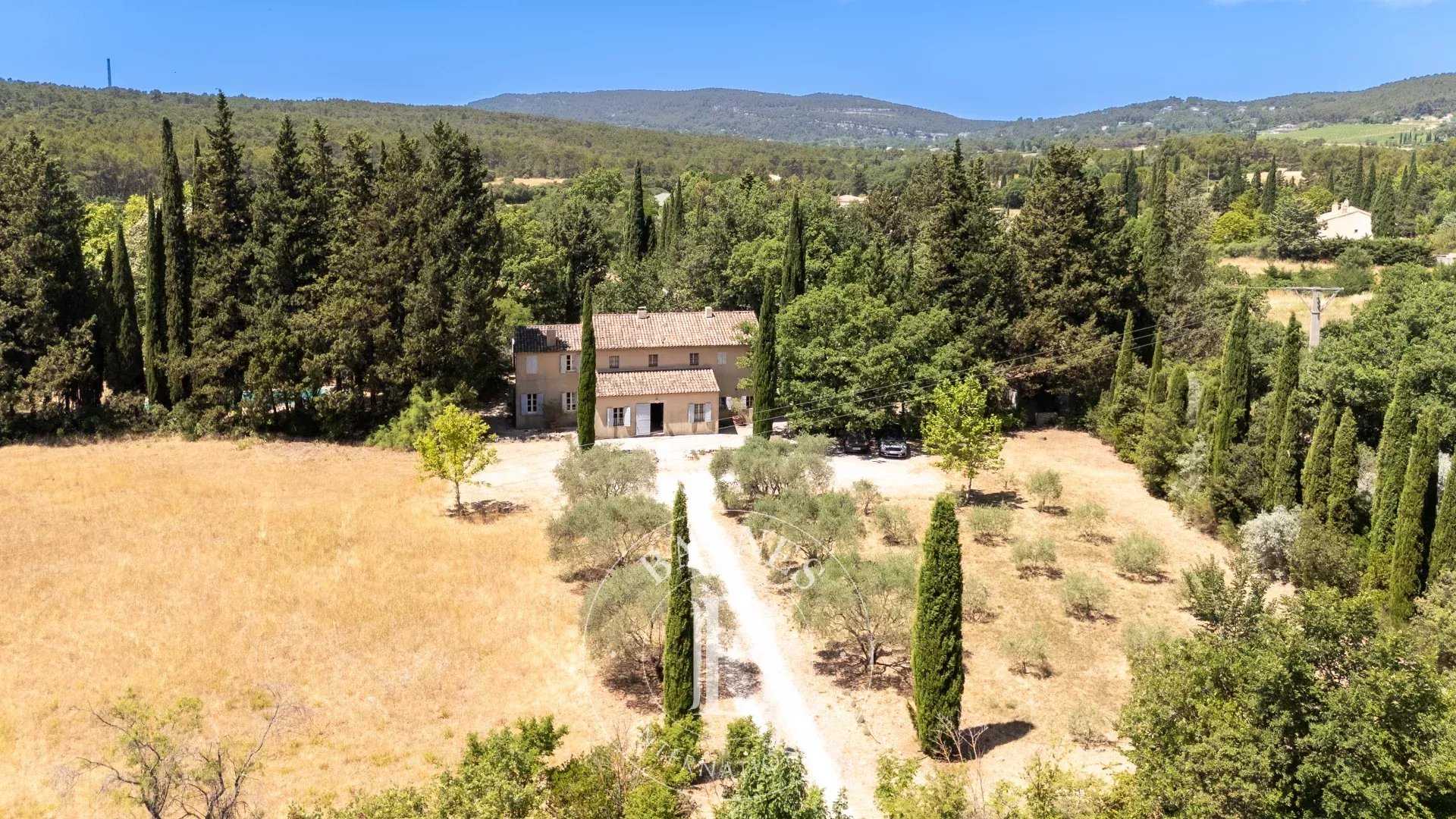 House Beaurecueil