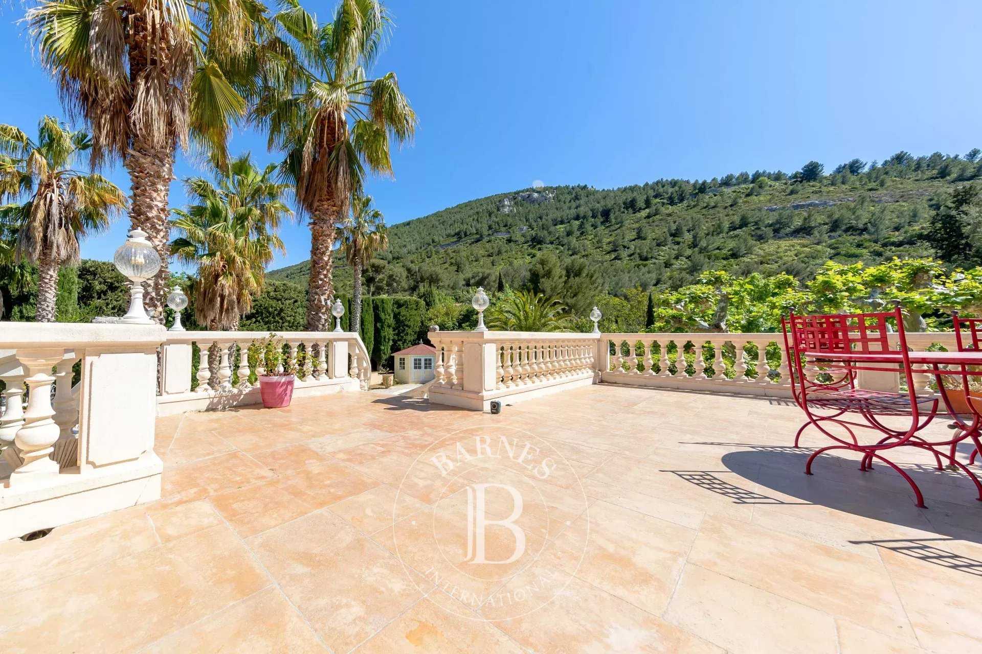 Marseille  - House 5 Bedrooms