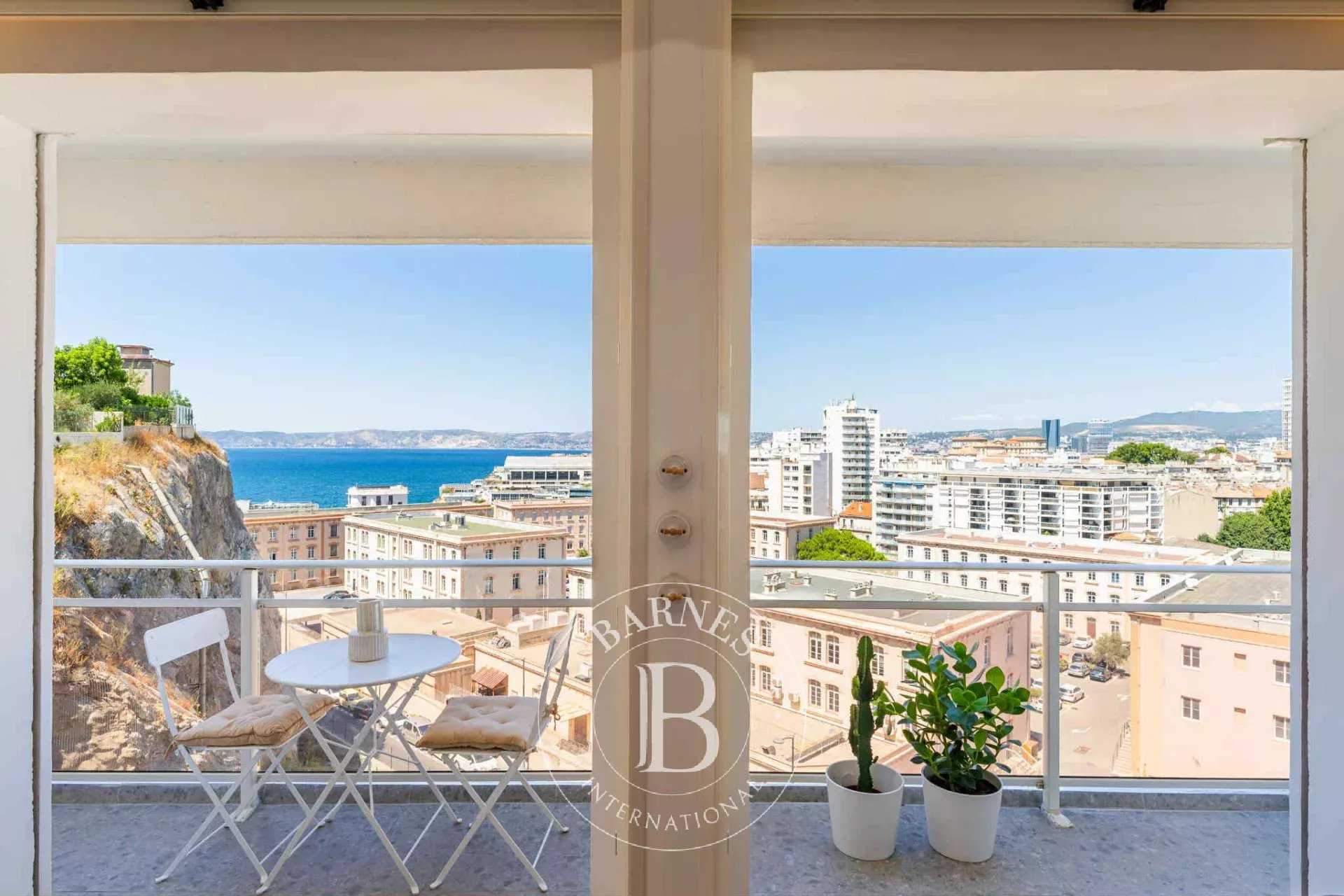 Marseille  - Appartement 3 Pièces 2 Chambres