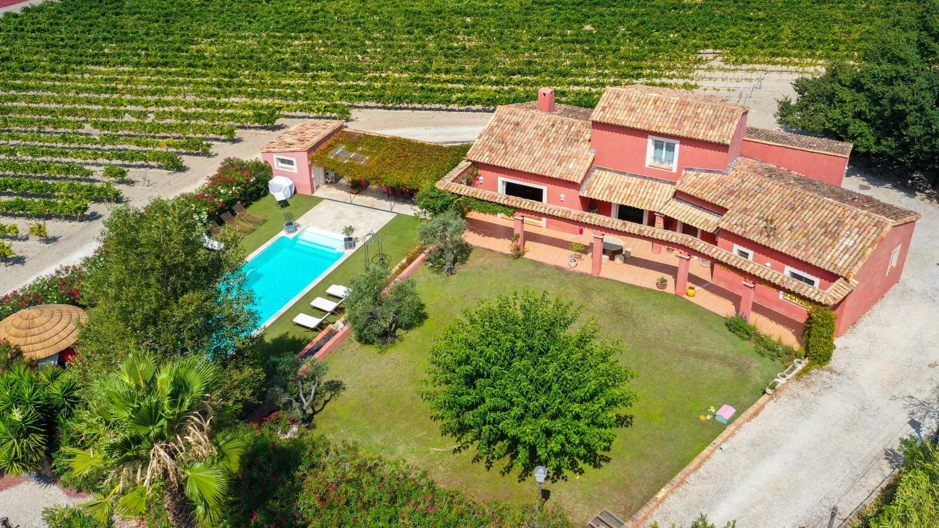 Sausset-les-Pins  - Maison 7 Pi&egrave;ces 4 Chambres