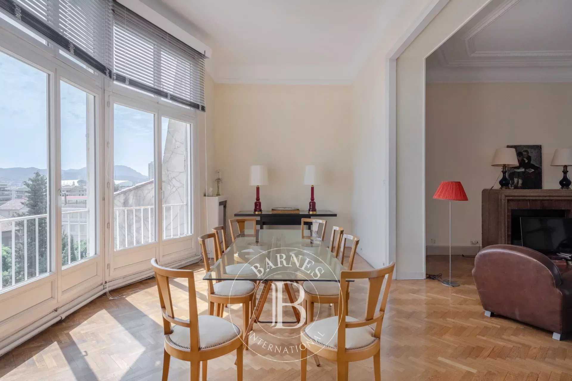 Marseille  - Appartement 7 Pièces 4 Chambres