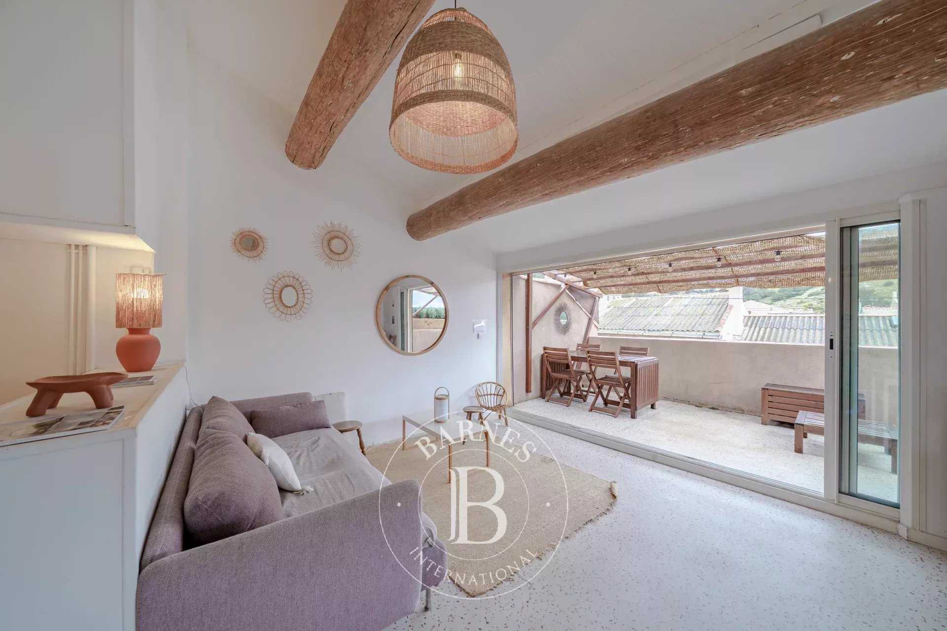 Marseille  - Apartment 2 Bedrooms