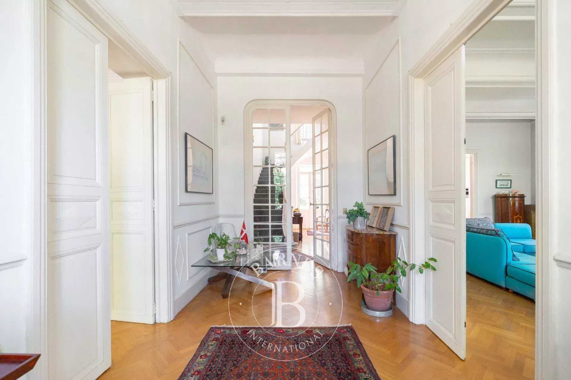 Marseille  - House 6 Bedrooms