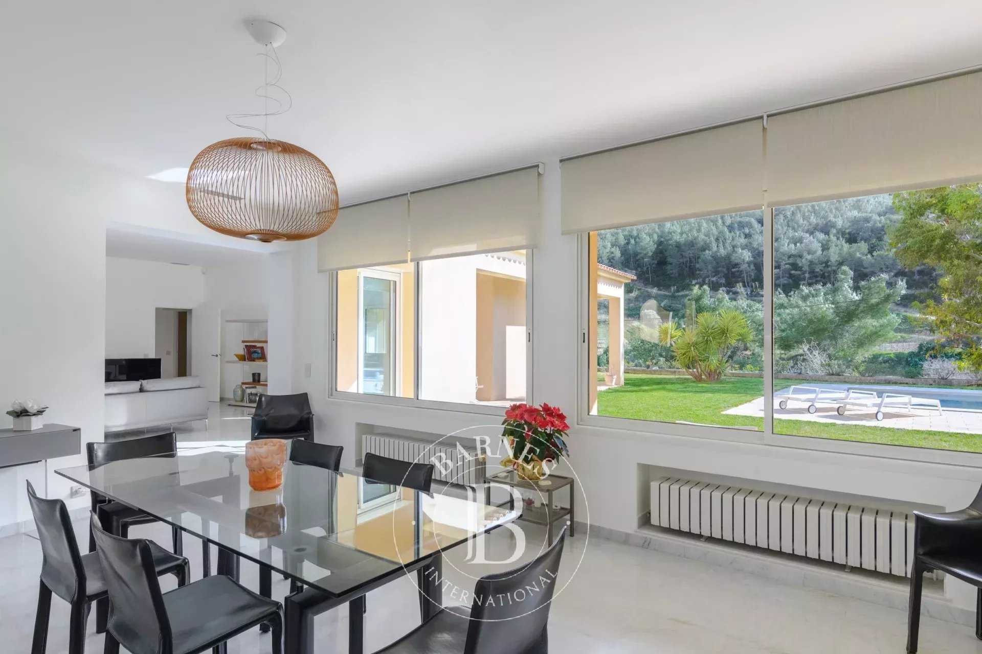 Cassis  - Villa 3 Bedrooms