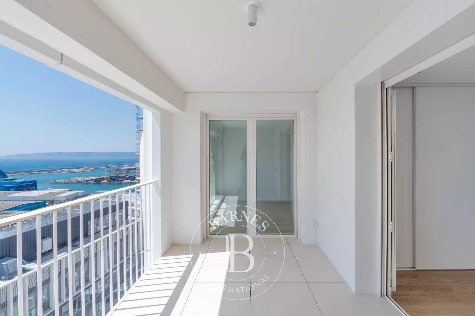 Marseille  - Appartement 2 Pièces, 1 Chambre