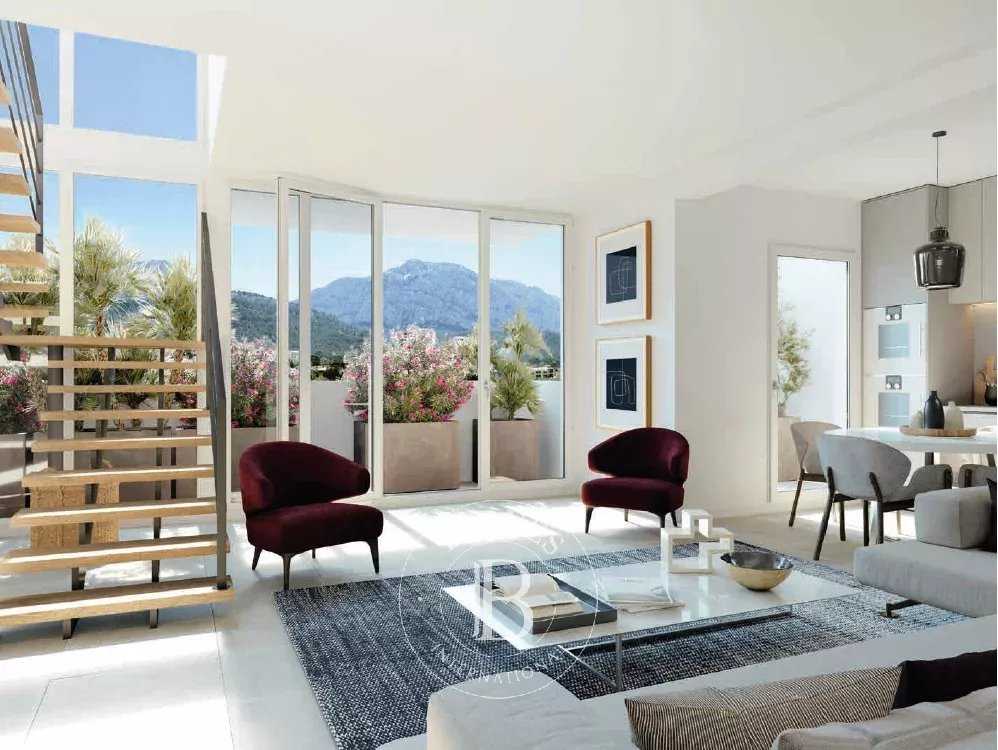 Marseille  - Appartement 4 Pièces 3 Chambres