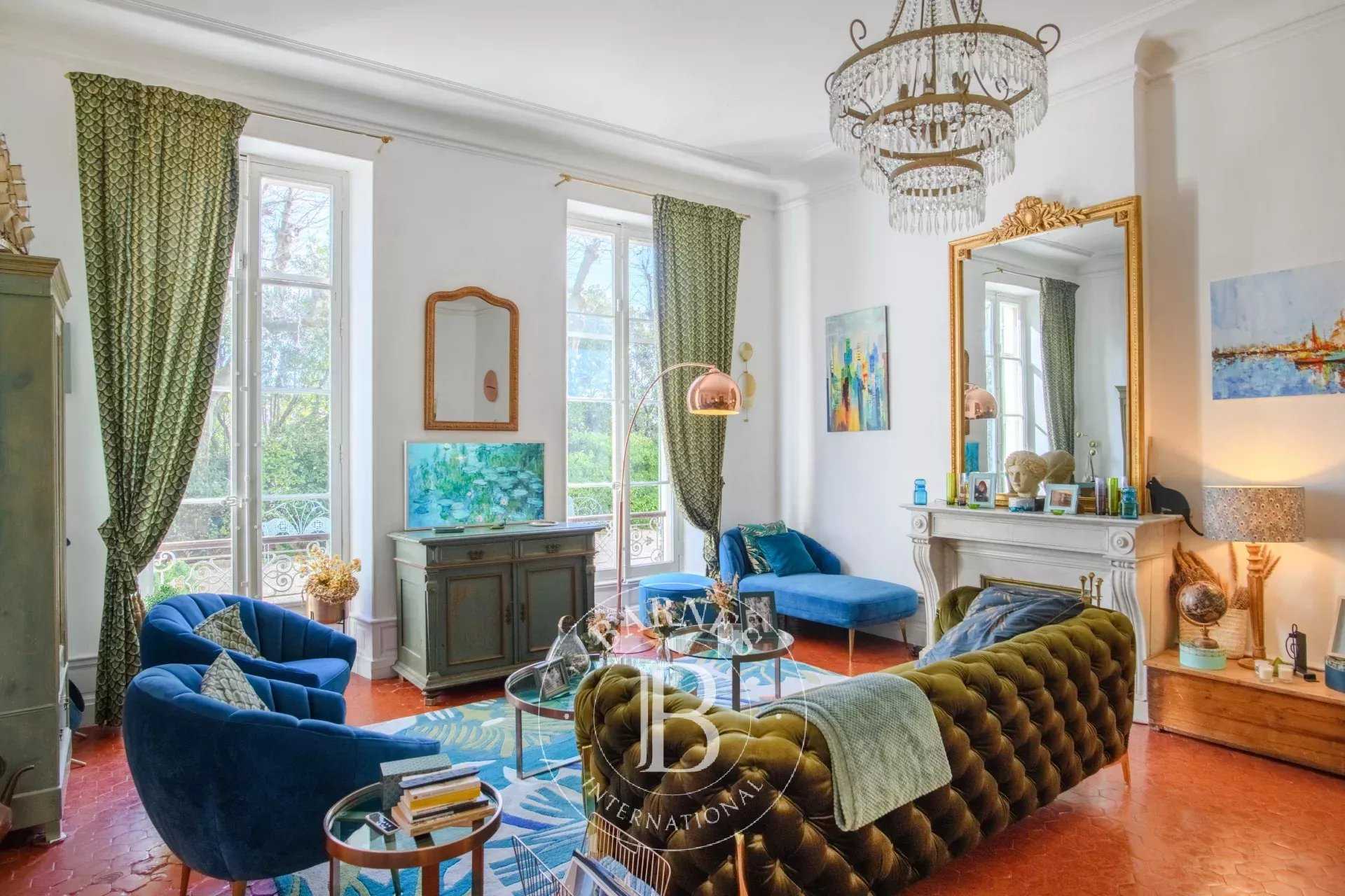 Marseille  - House 6 Bedrooms