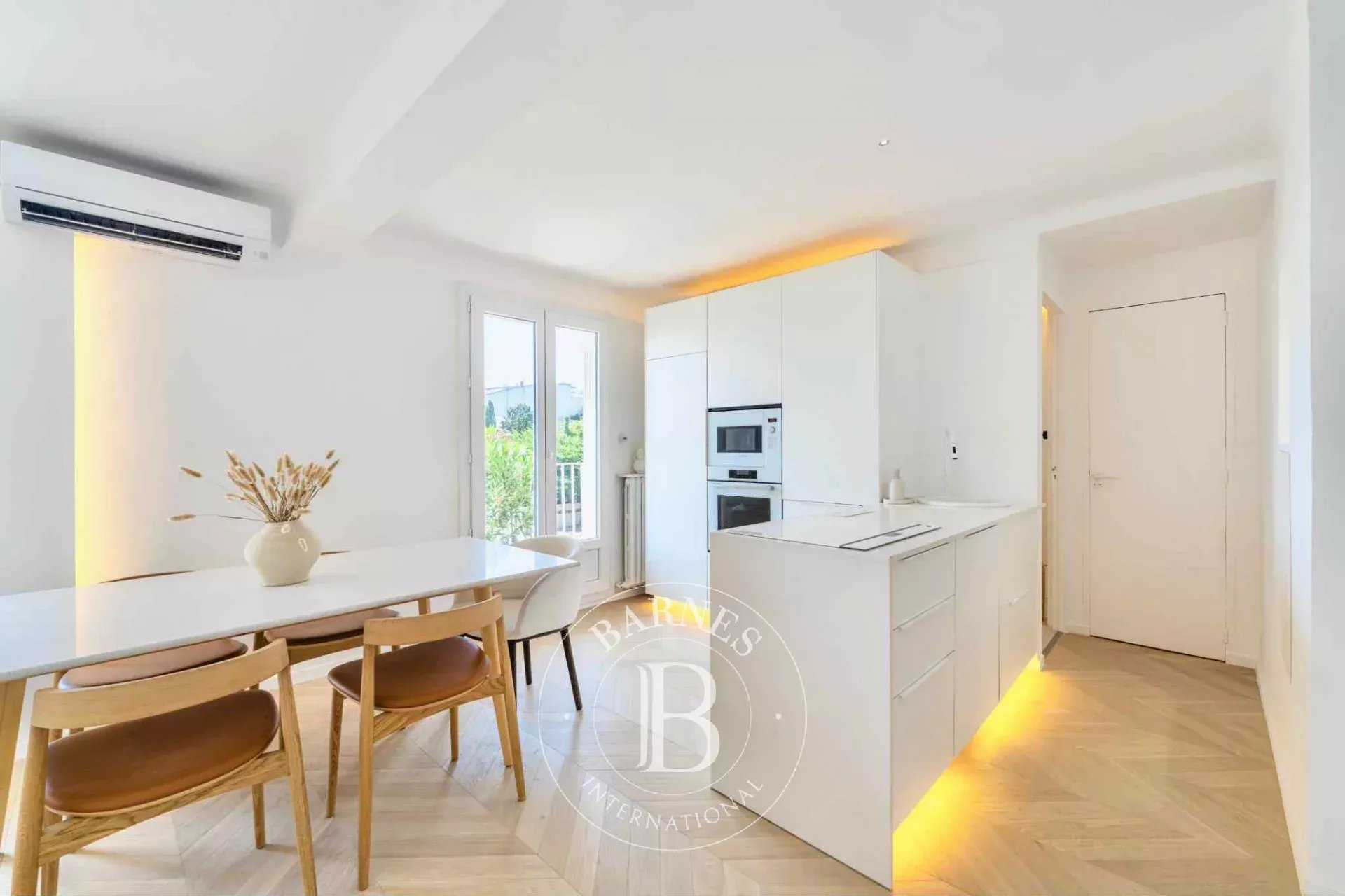 Marseille  - Appartement 3 Pièces 2 Chambres