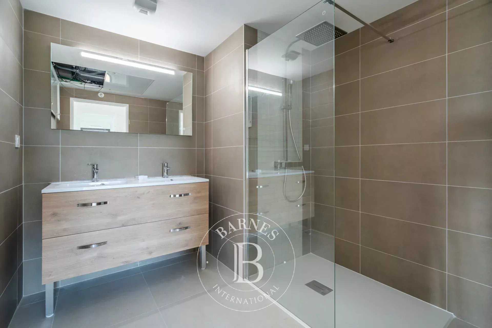 Marseille  - Apartment 3 Bedrooms