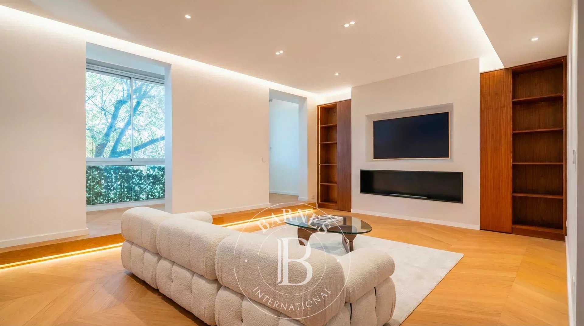 Marseille  - Piso 3 Cuartos 2 Habitaciones