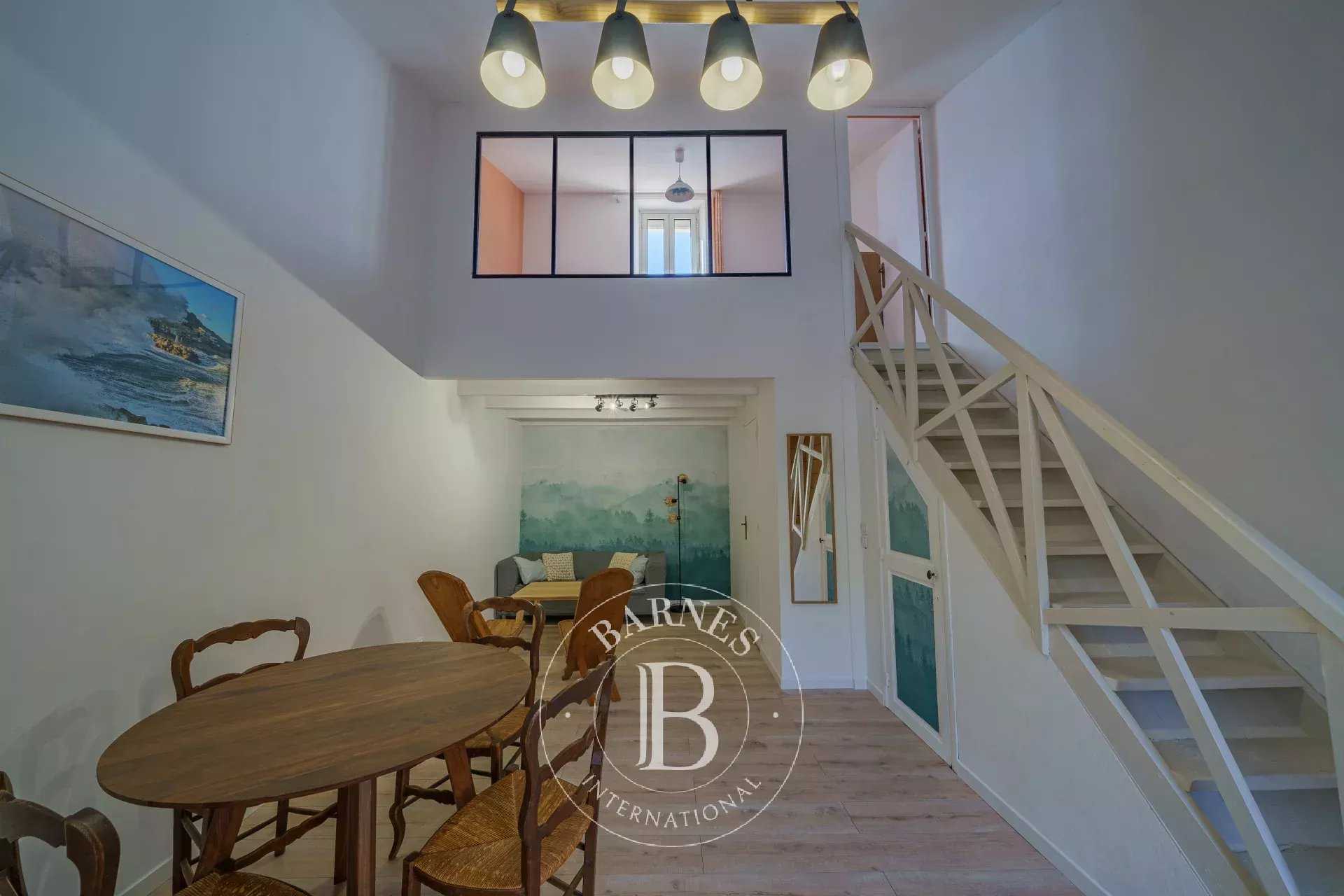 Marseille  - Maison de ville 1 Pi&egrave;ce, 1 Chambre