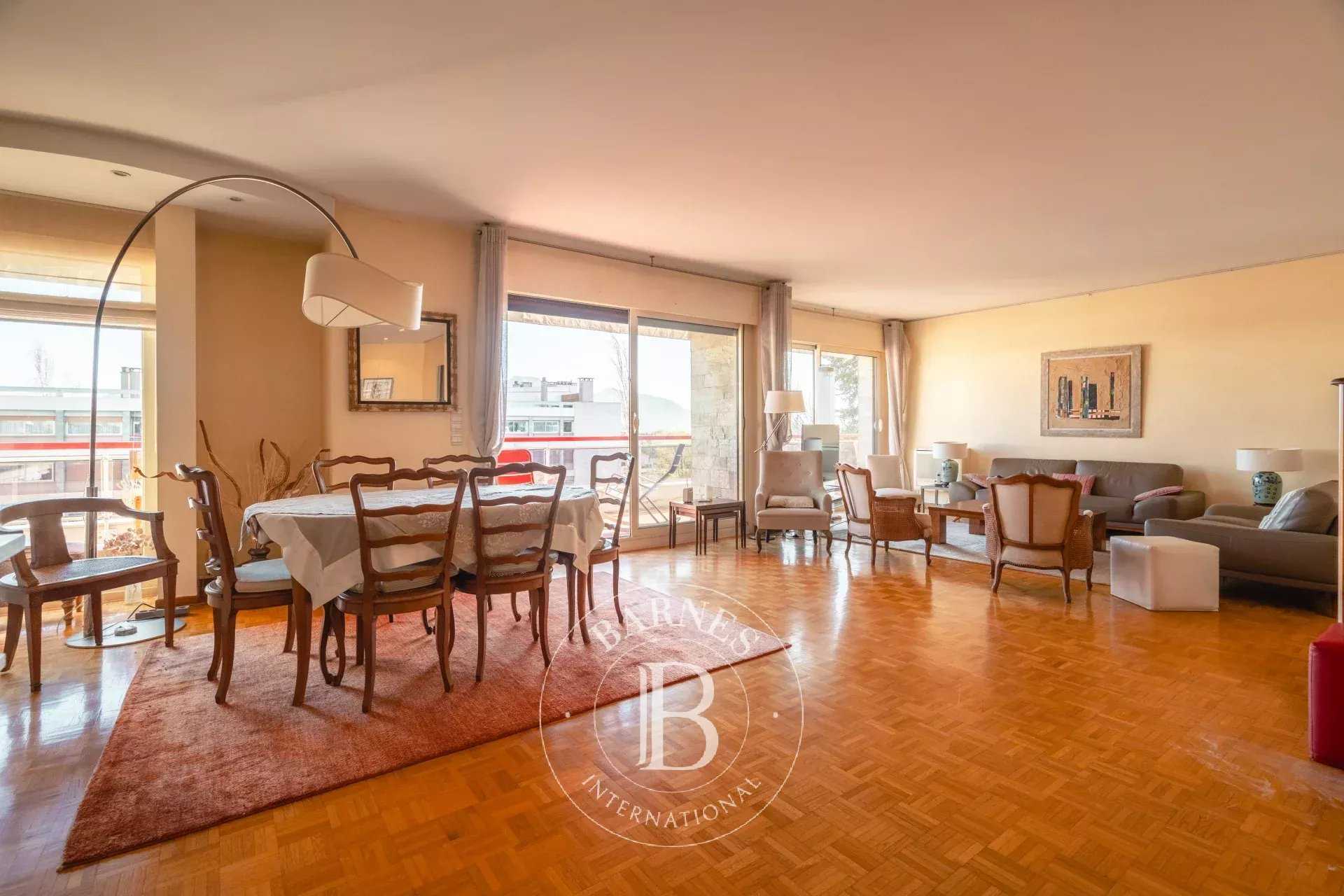 Marseille  - Apartment 4 Bedrooms