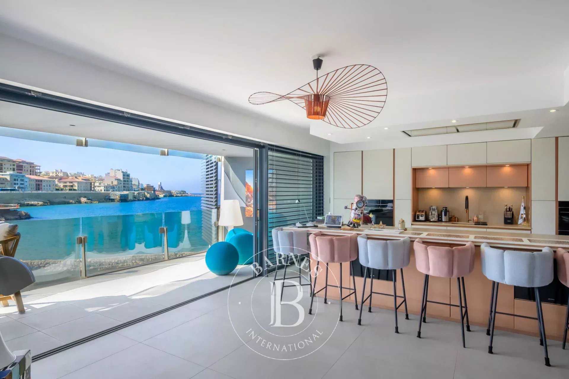 Marseille  - Appartement 