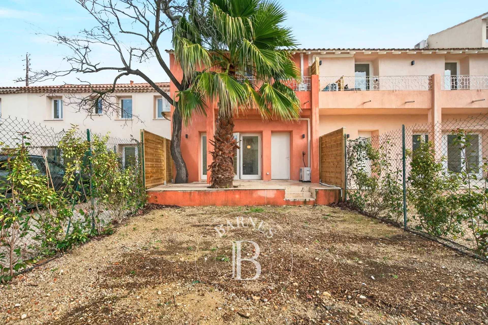 Marseille  - Maison 4 Pi&egrave;ces 3 Chambres