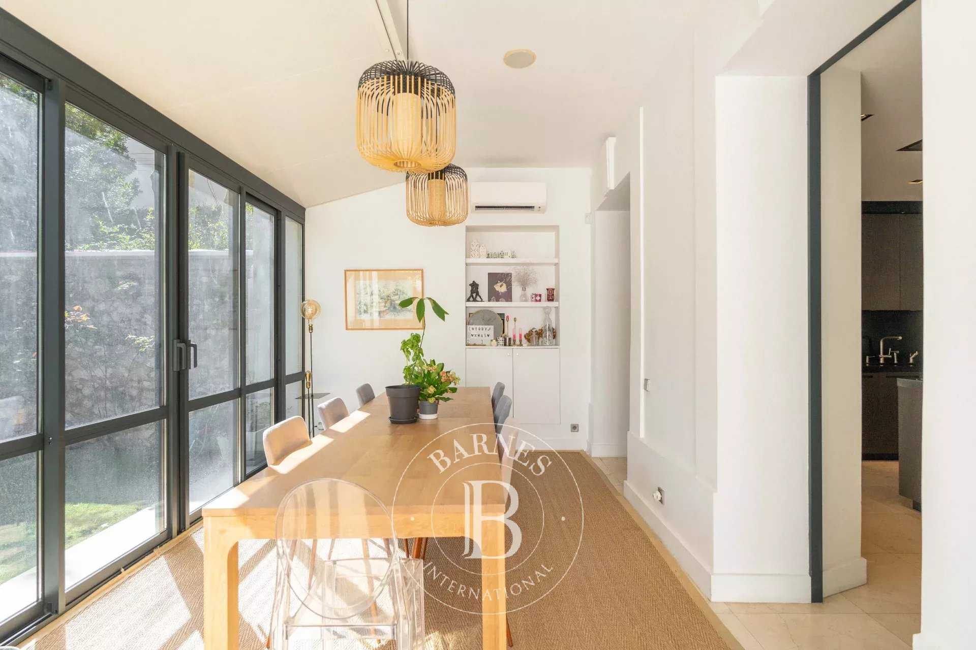 Marseille  - Apartment 5 Bedrooms