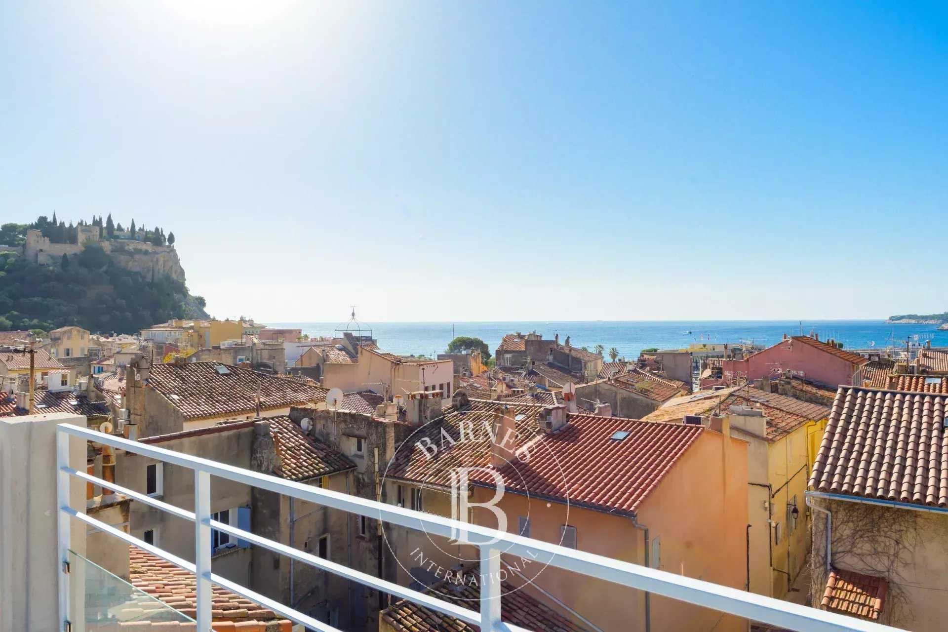 Cassis  - Maison de ville 8 Pièces 6 Chambres