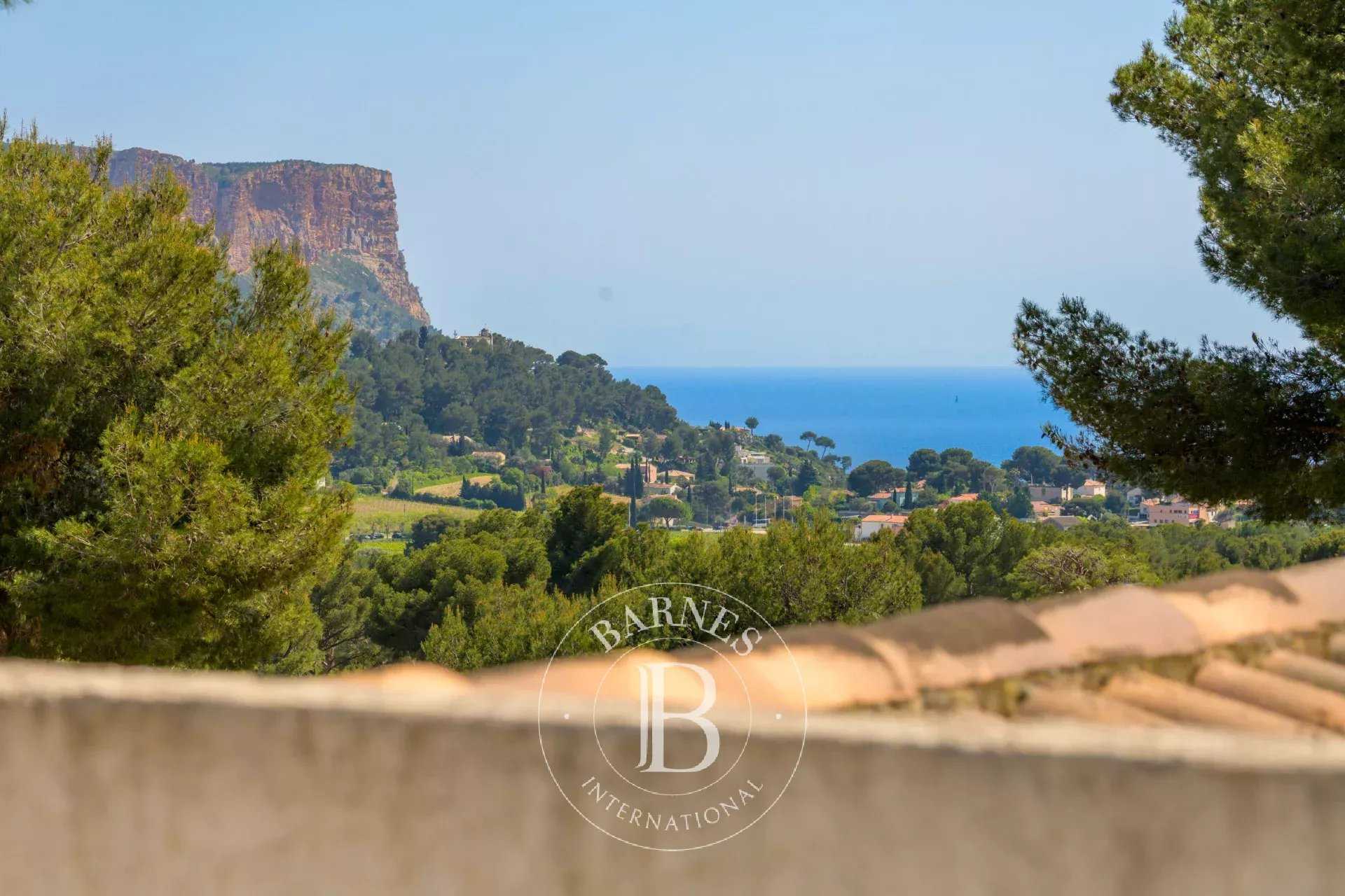 Cassis  - Maison 8 Pièces 4 Chambres