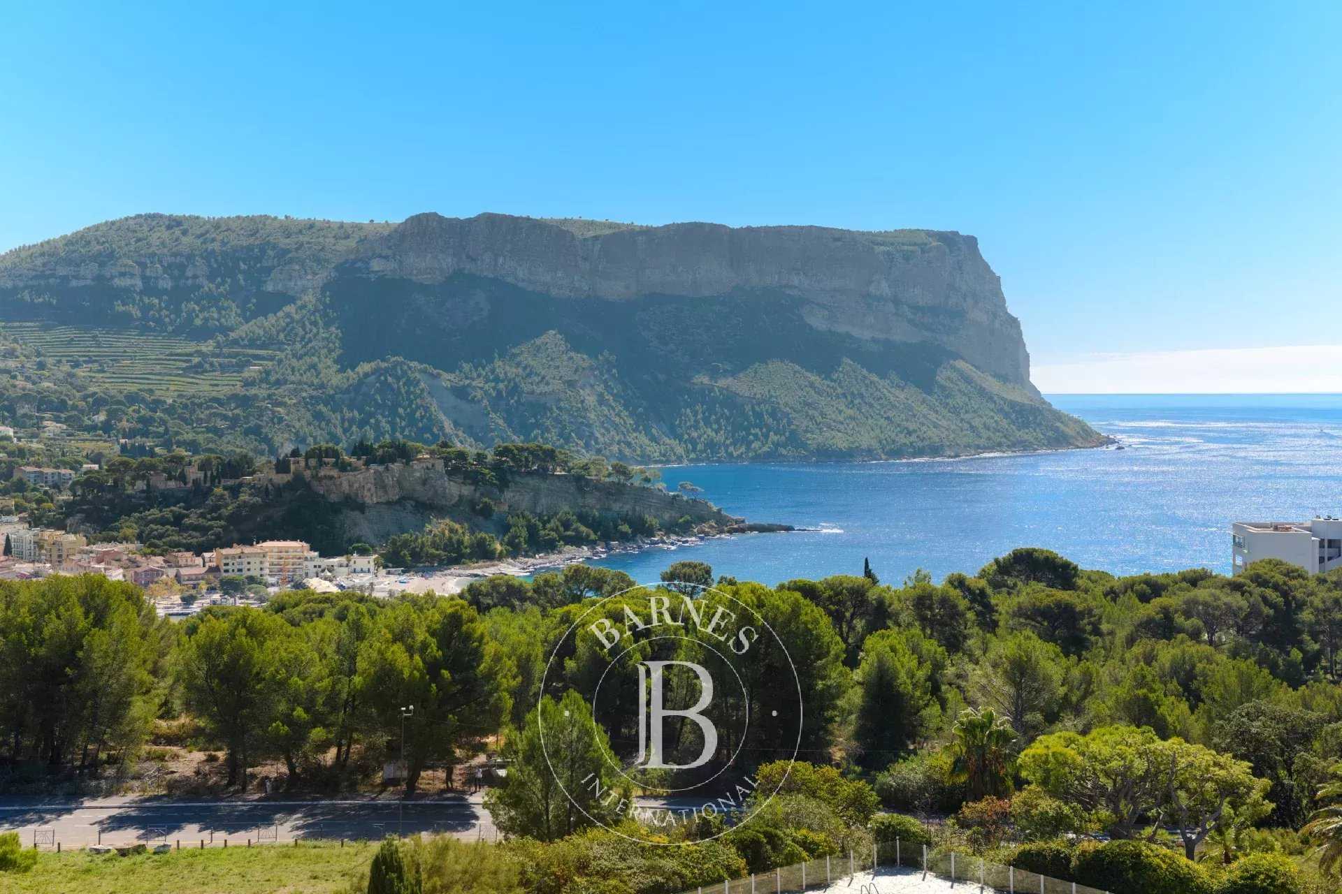 Cassis  - Apartment 3 Bedrooms