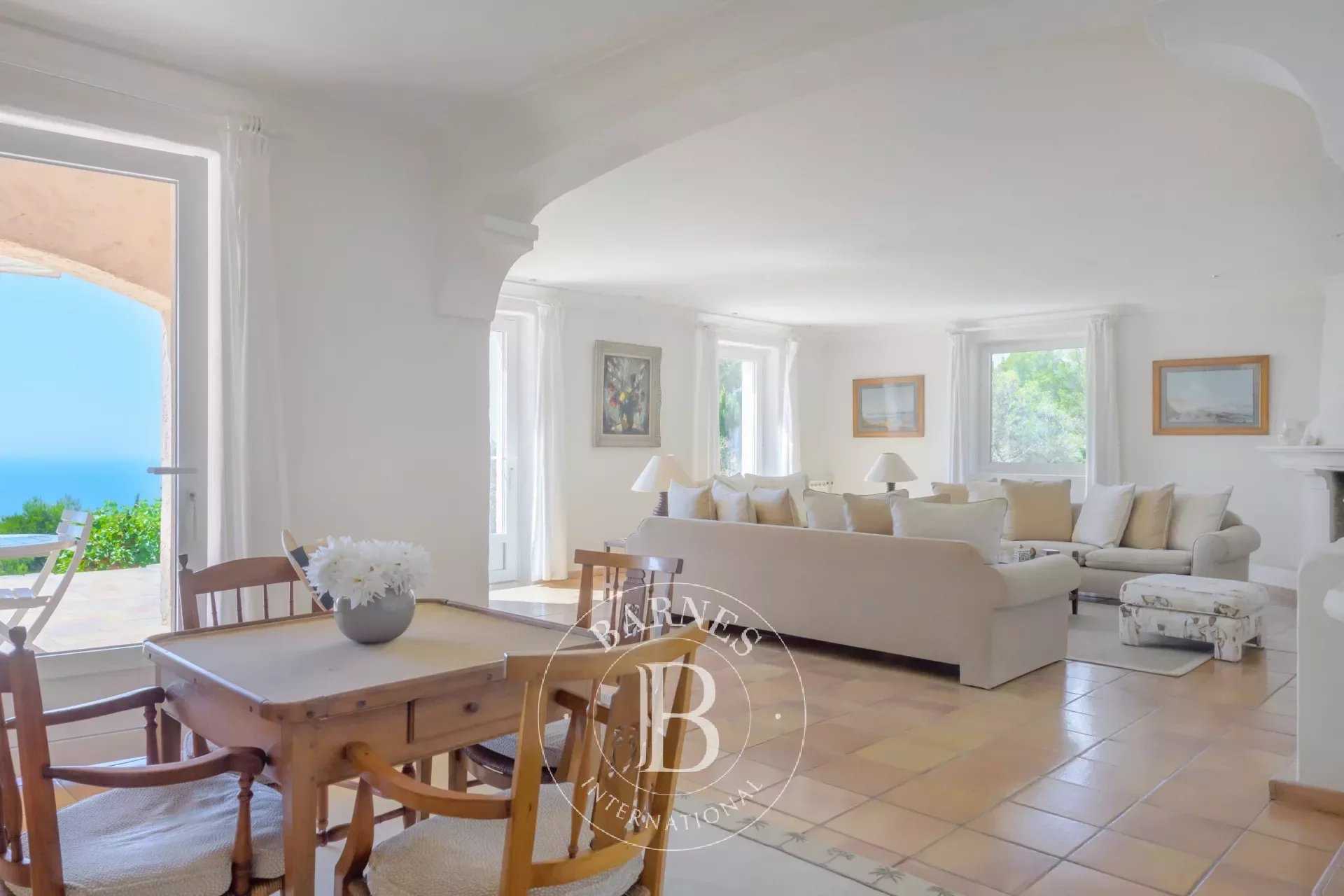 Propriété La Ciotat  -  ref 85282201 (picture 1)