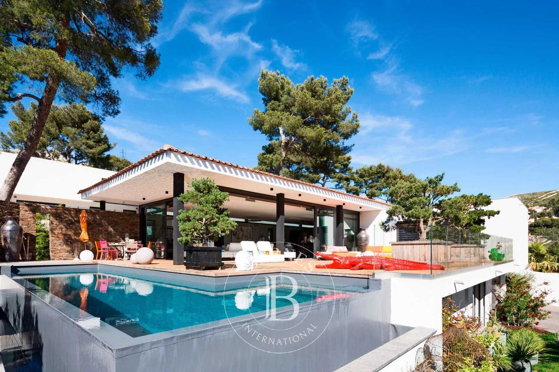 House Marseille 13009  -  ref 84945912 (picture 2)