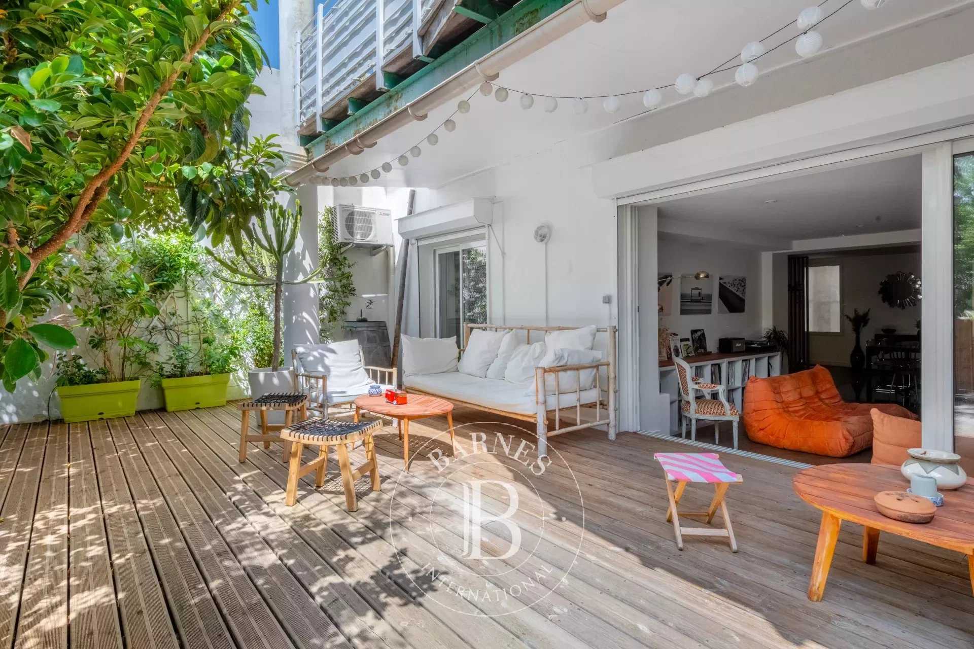 Appartement Marseille 13007  -  ref 82987922 (picture 2)
