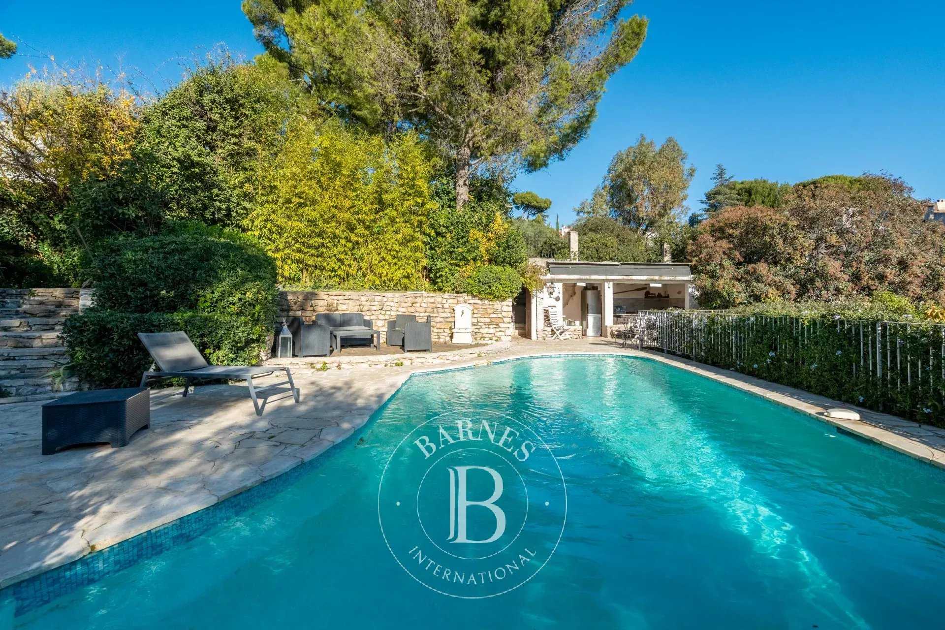 Maison Cassis  -  ref 85366954 (picture 2)