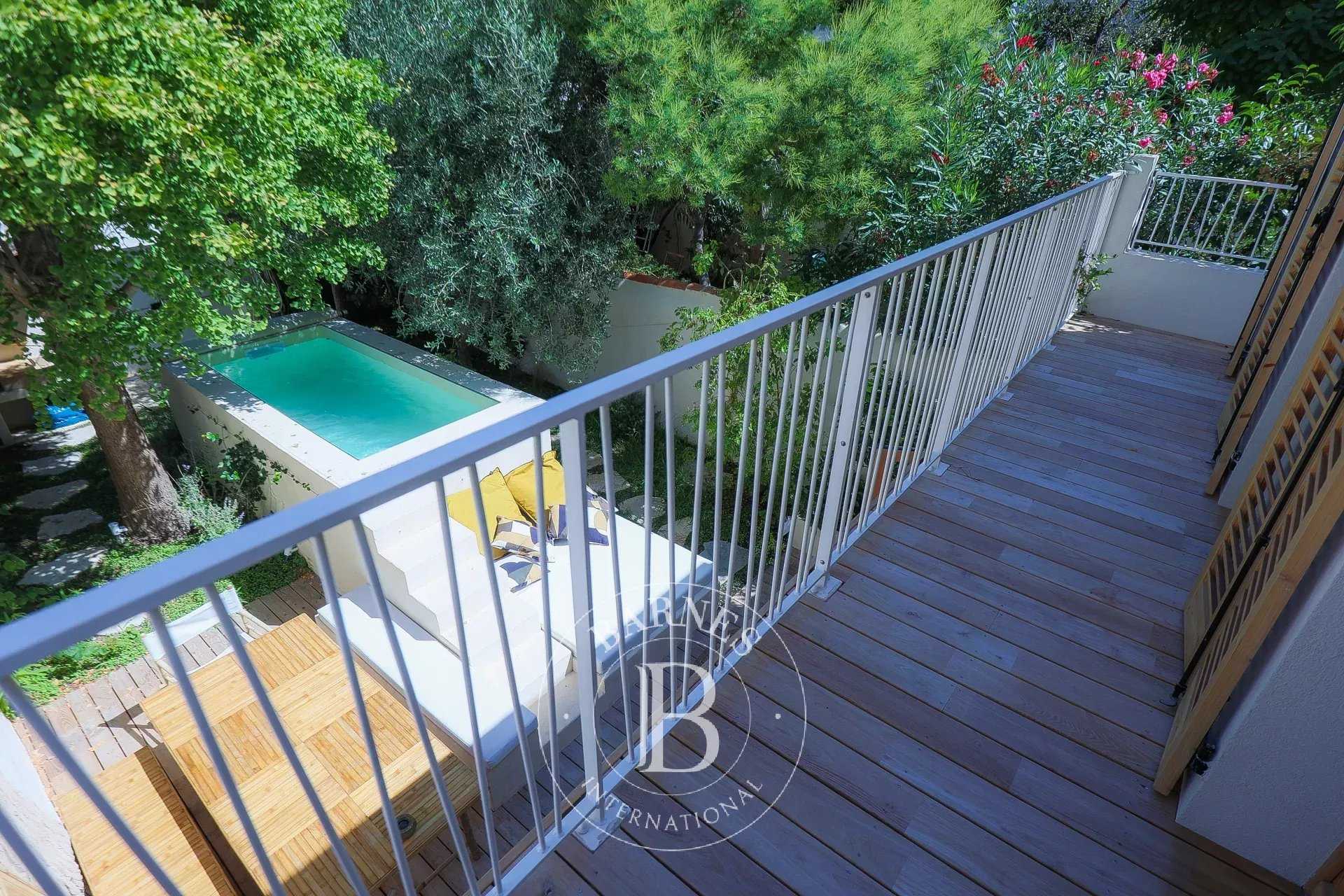 Maison Marseille 13007  -  ref 85906529 (picture 1)
