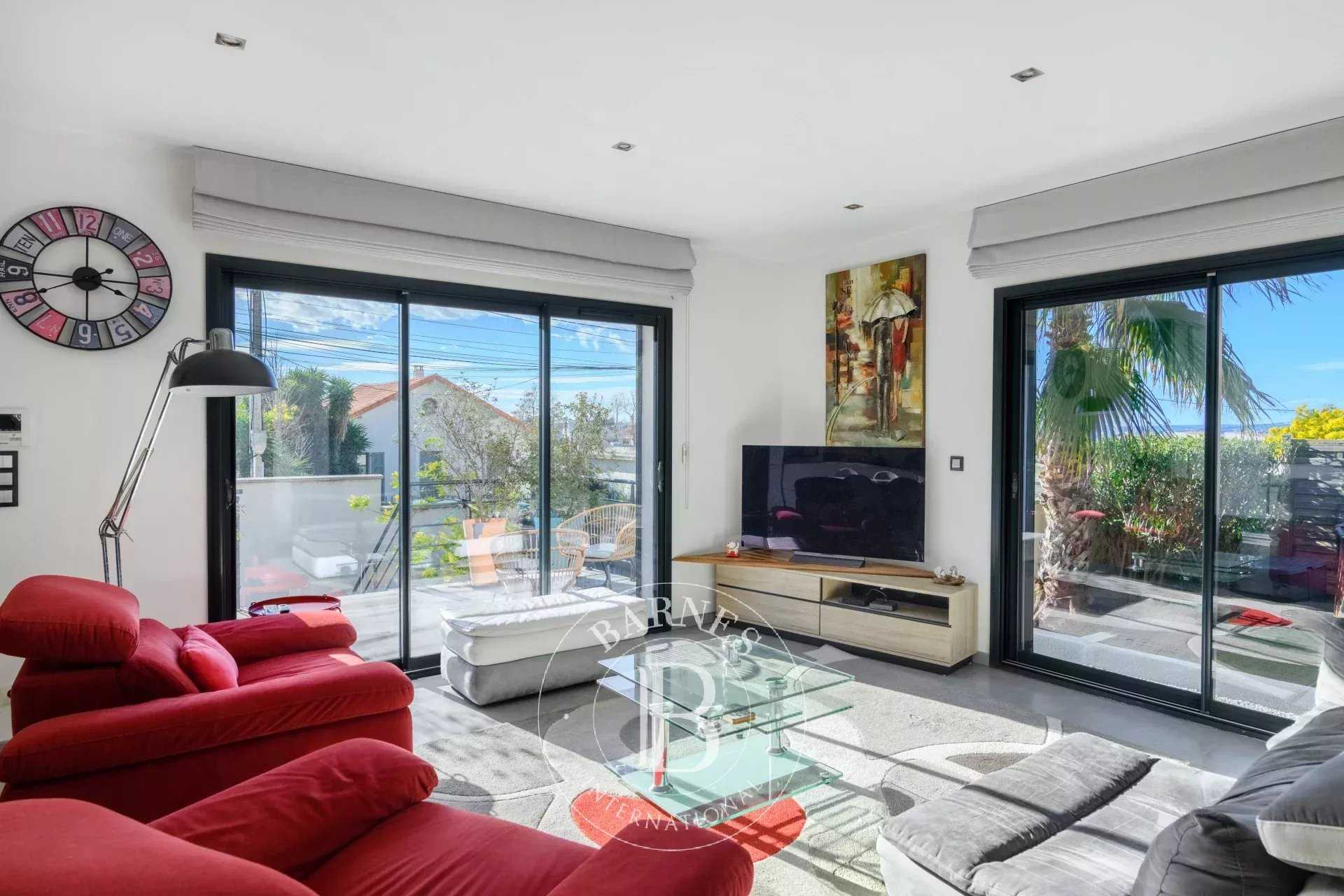 Maison Marseille 13008  -  ref 86223115 (picture 2)