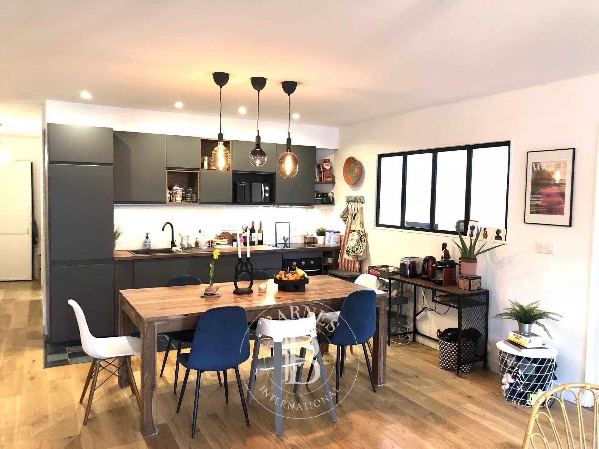 Apartment Marseille 13006  -  ref 86090384 (picture 3)
