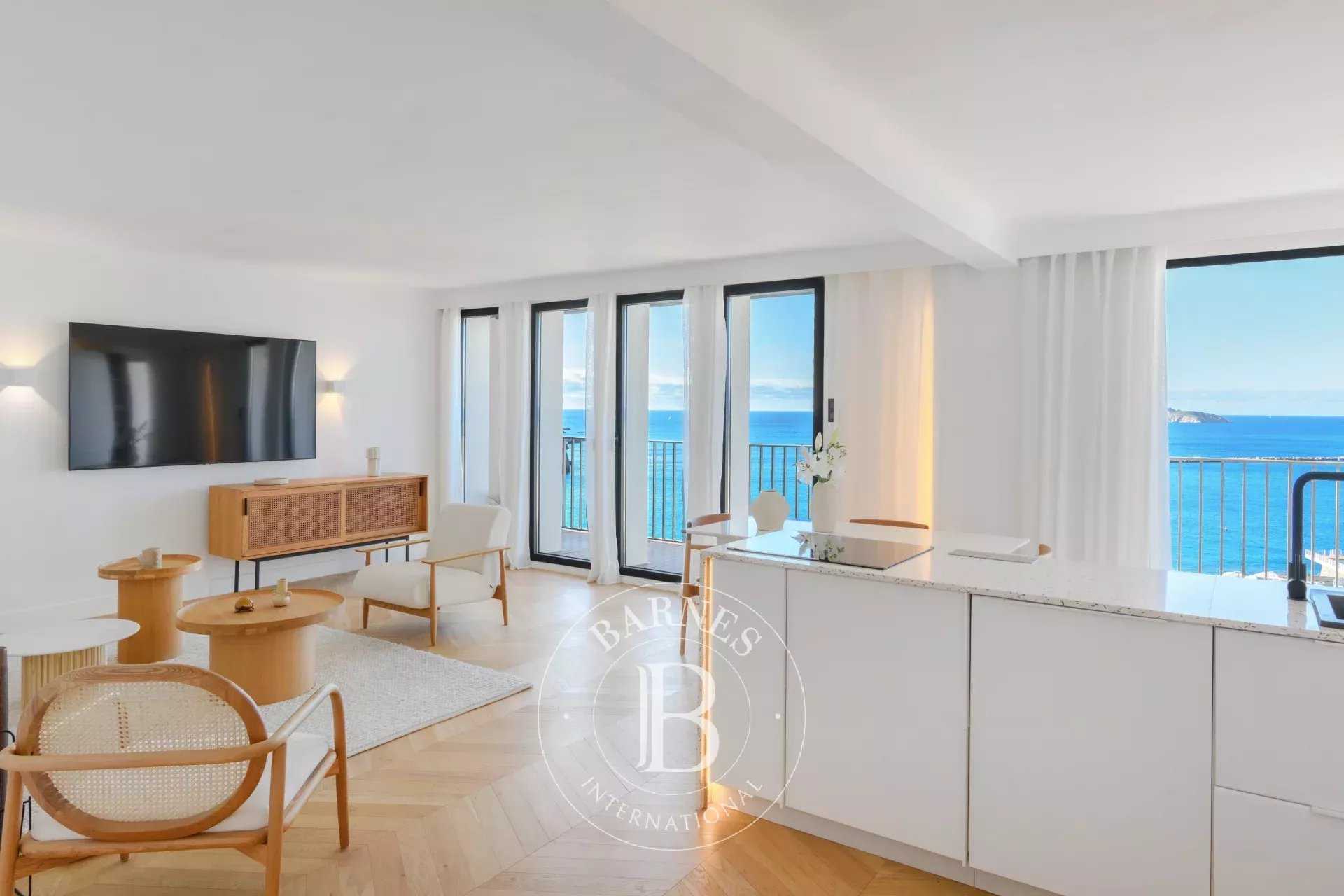 Apartment Marseille 13007  -  ref 86484504 (picture 2)