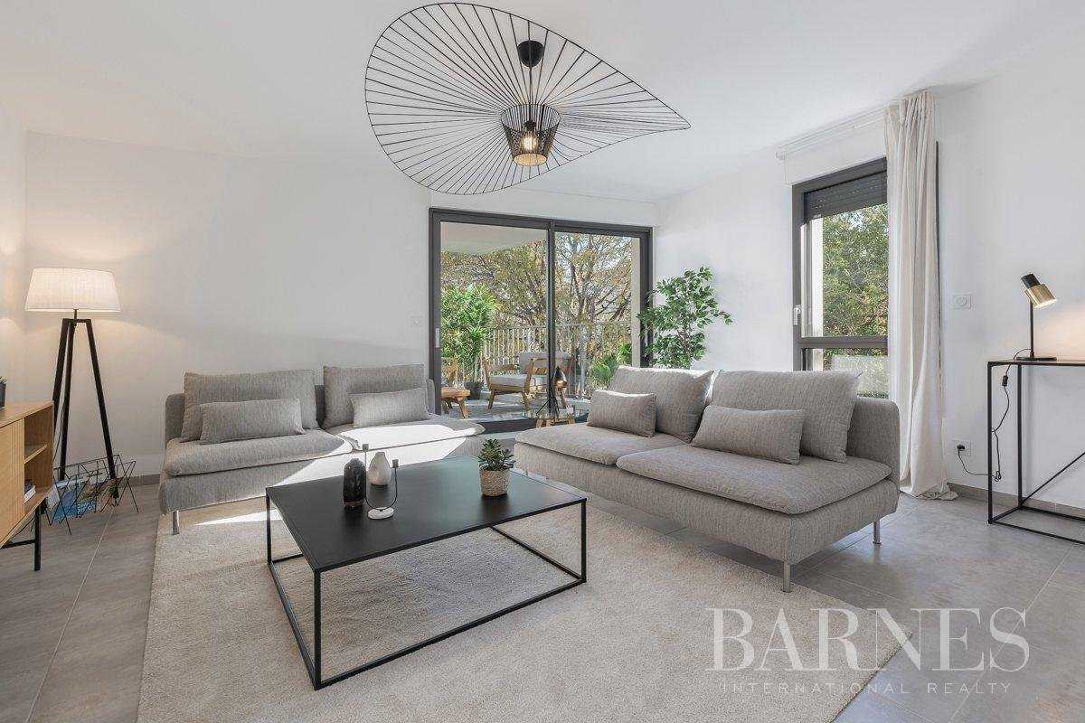 Appartement Marseille 13008  -  ref 82257476 (picture 3)
