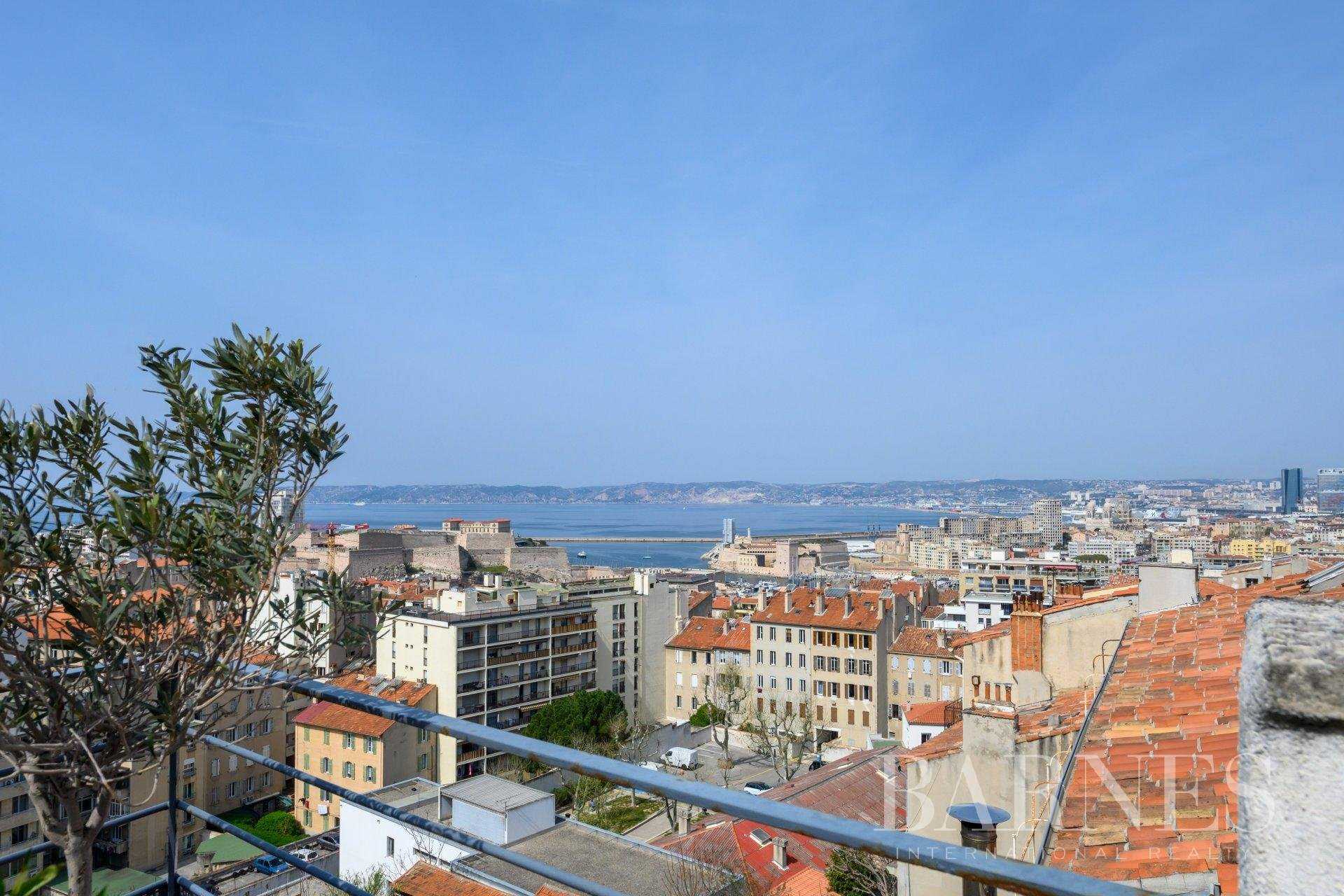 Appartement Marseille 13007  -  ref 6833366 (picture 2)