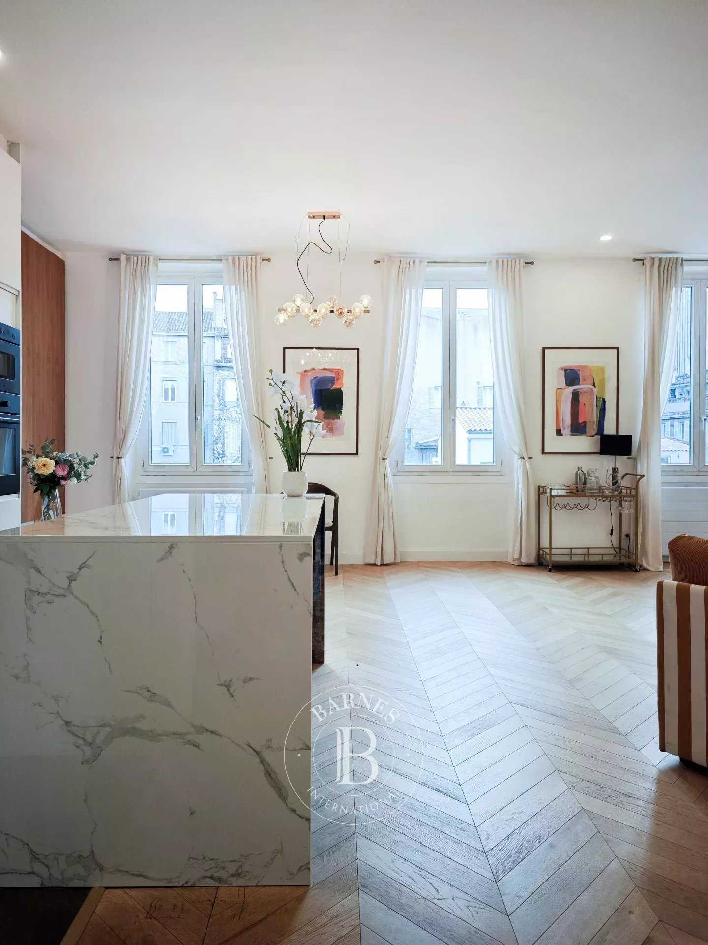Appartement Marseille 13006  -  ref 86690194 (picture 2)