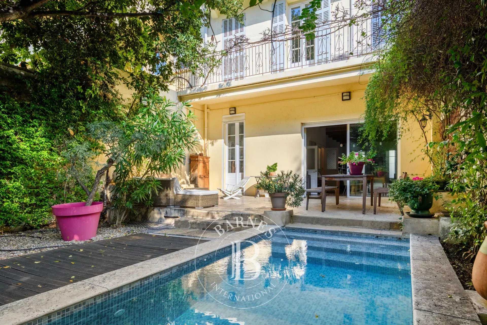 Appartement Marseille 13008  -  ref 86343828 (picture 1)