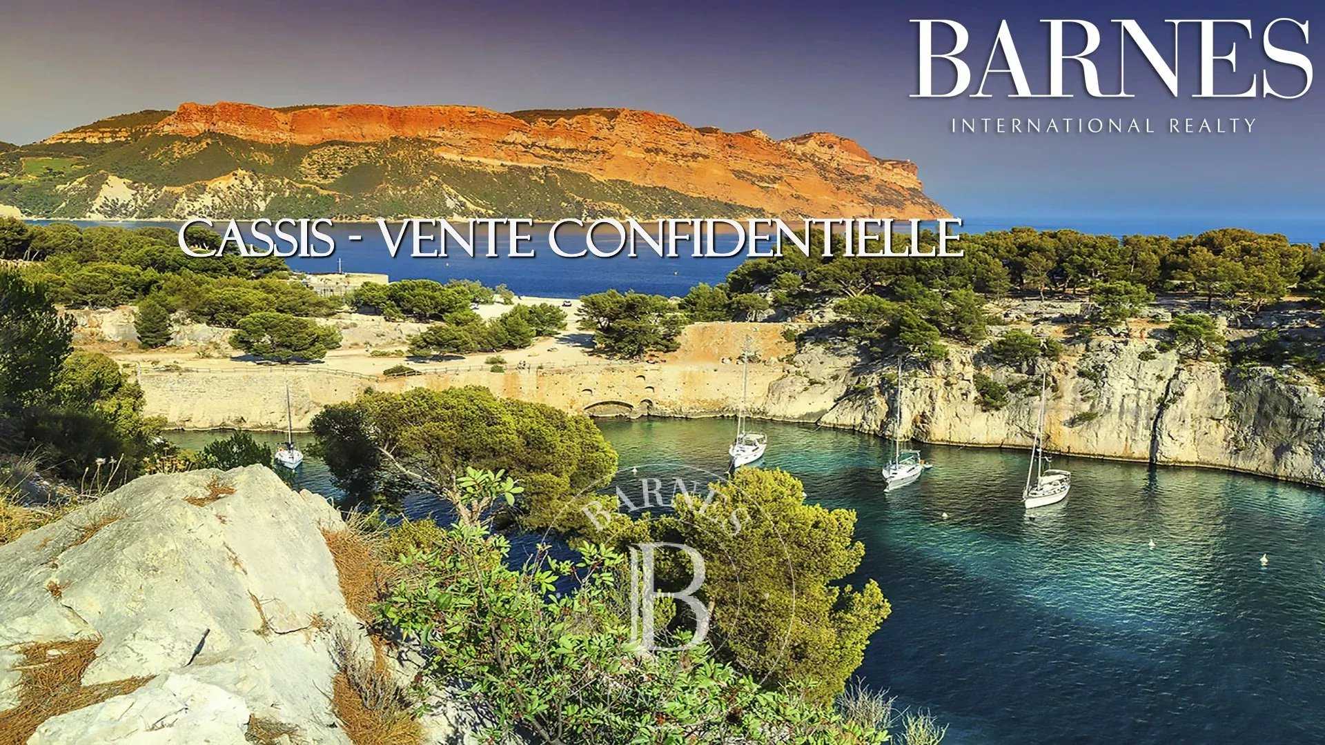 Villa Cassis  -  ref 3568891 (picture 1)