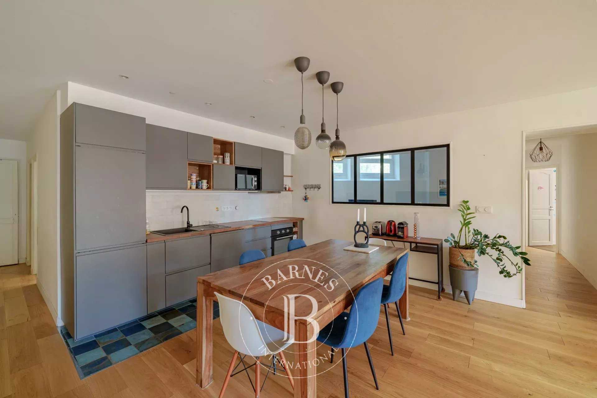 Apartment Marseille 13006  -  ref 86090384 (picture 3)