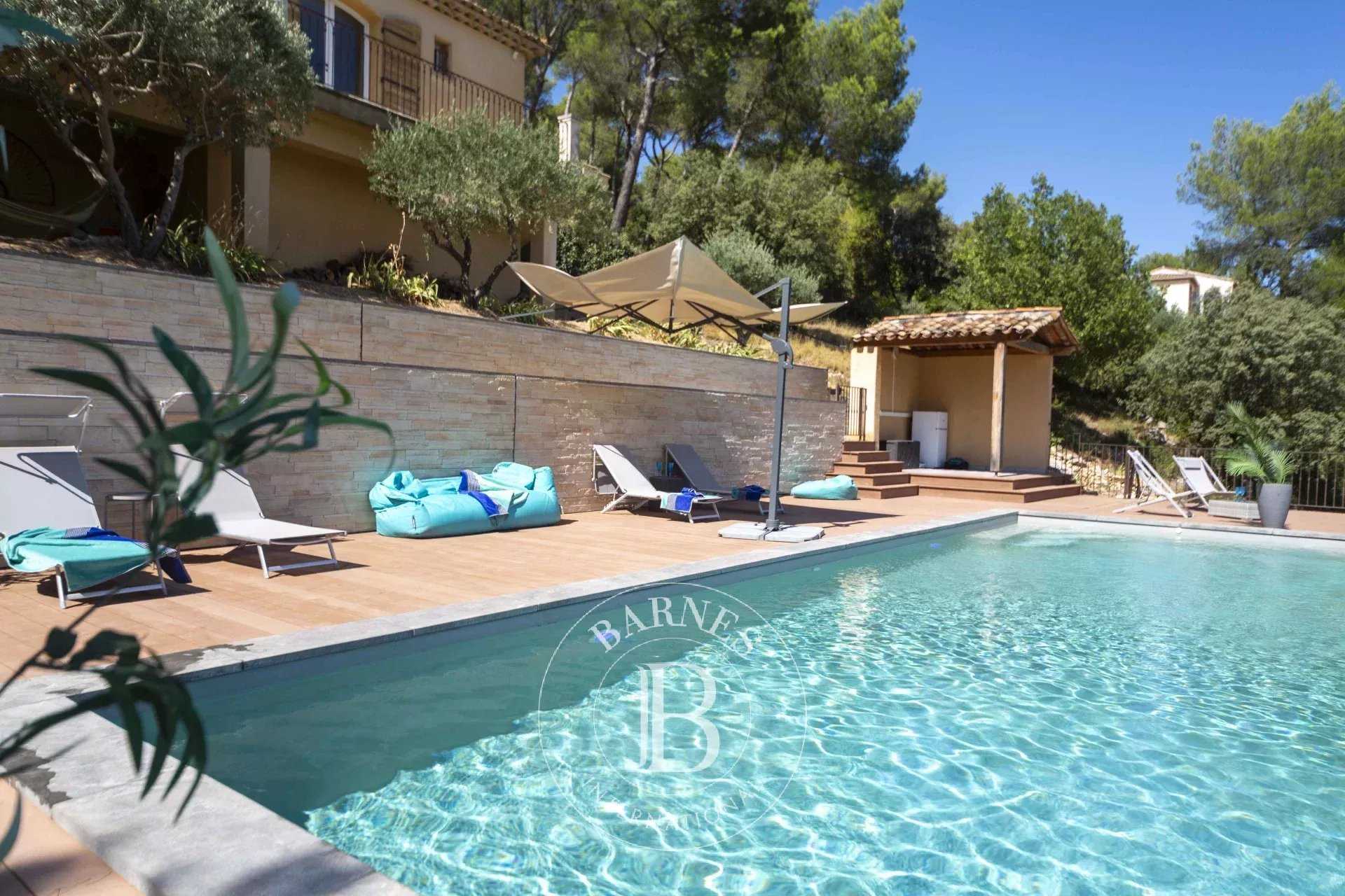 Maison Le Tholonet  -  ref 86433717 (picture 1)