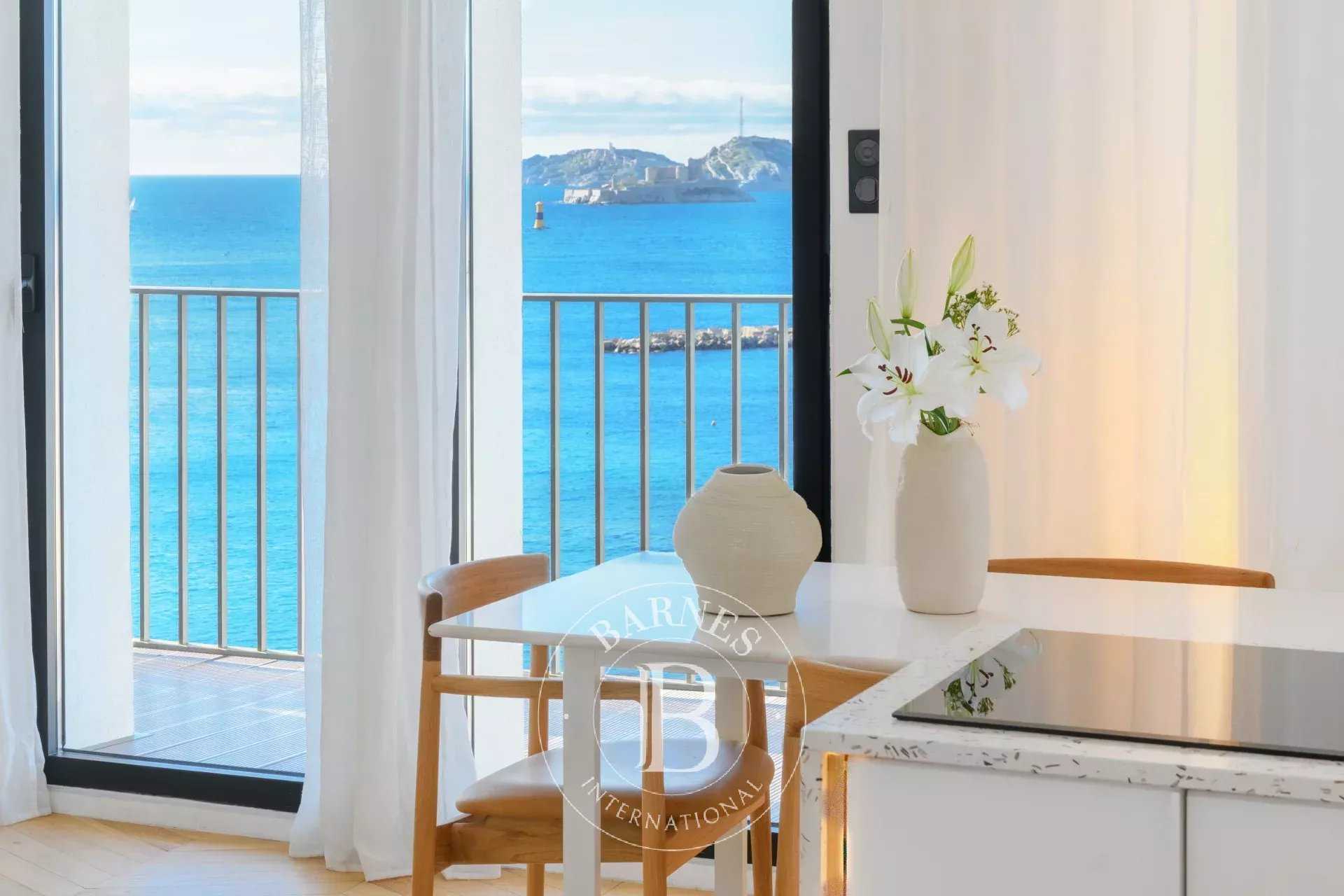 Apartment Marseille 13007  -  ref 86484504 (picture 1)