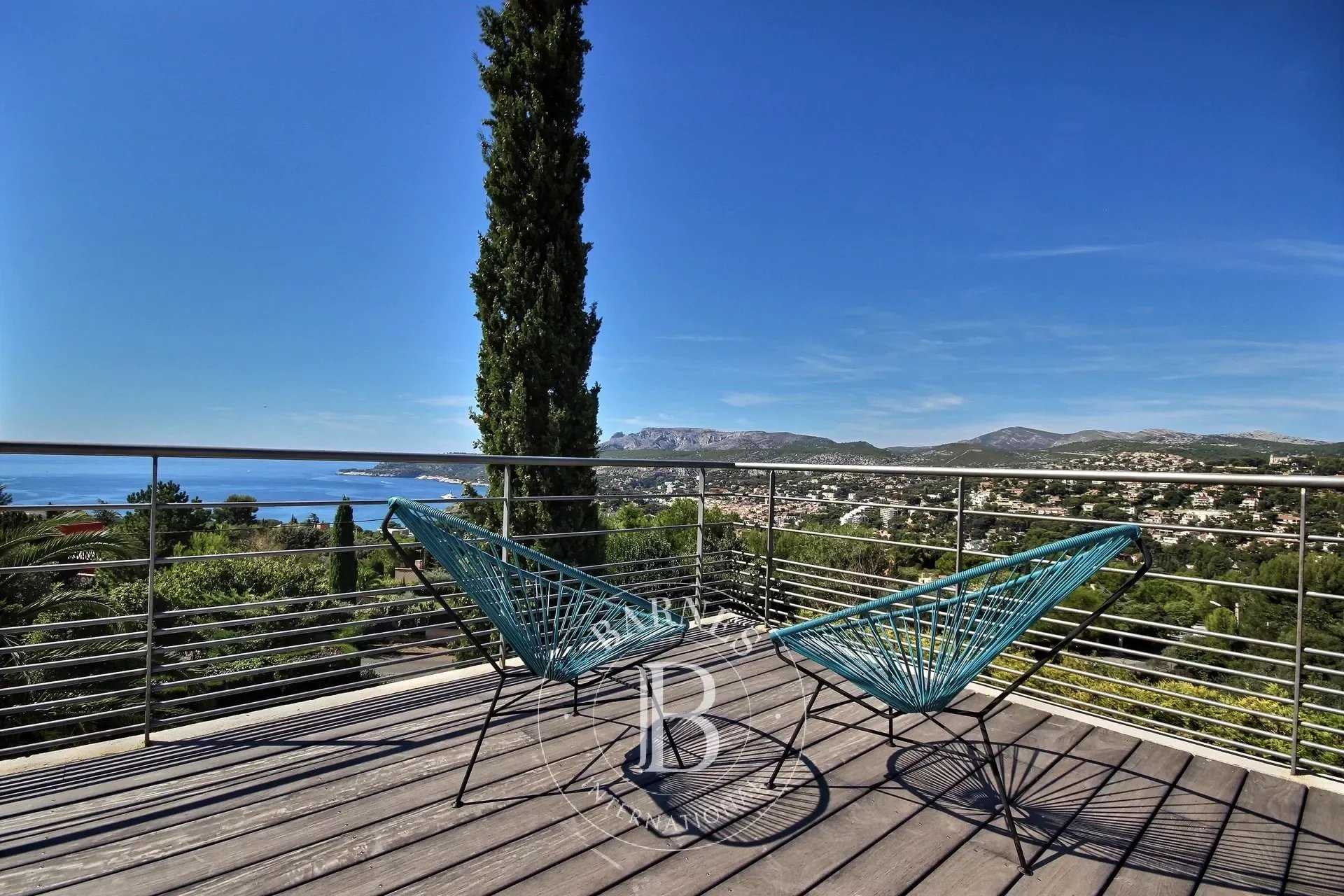 Villa Cassis  -  ref 3568891 (picture 2)